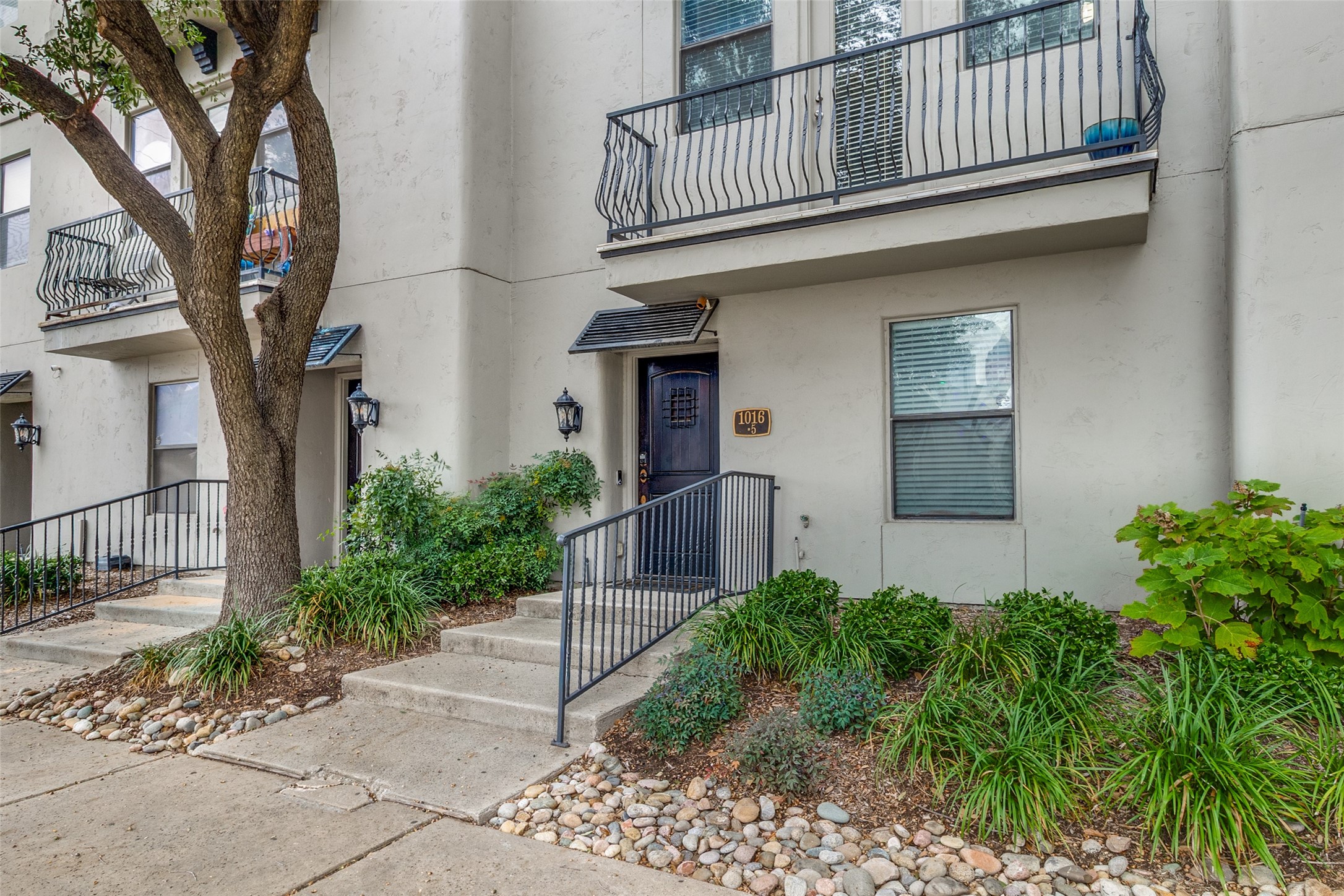 1016 Liberty Street 5