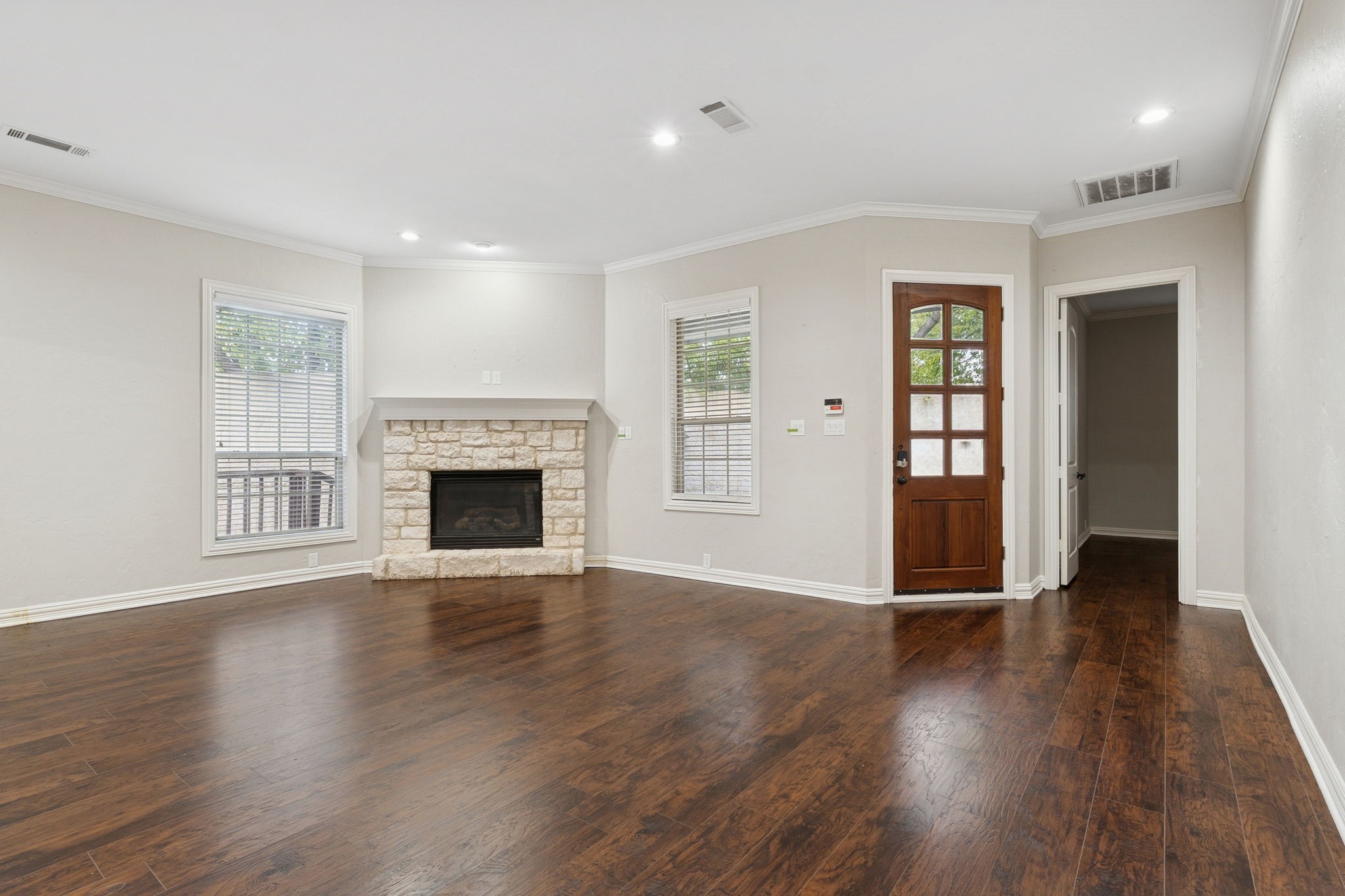 5200 Longview Street