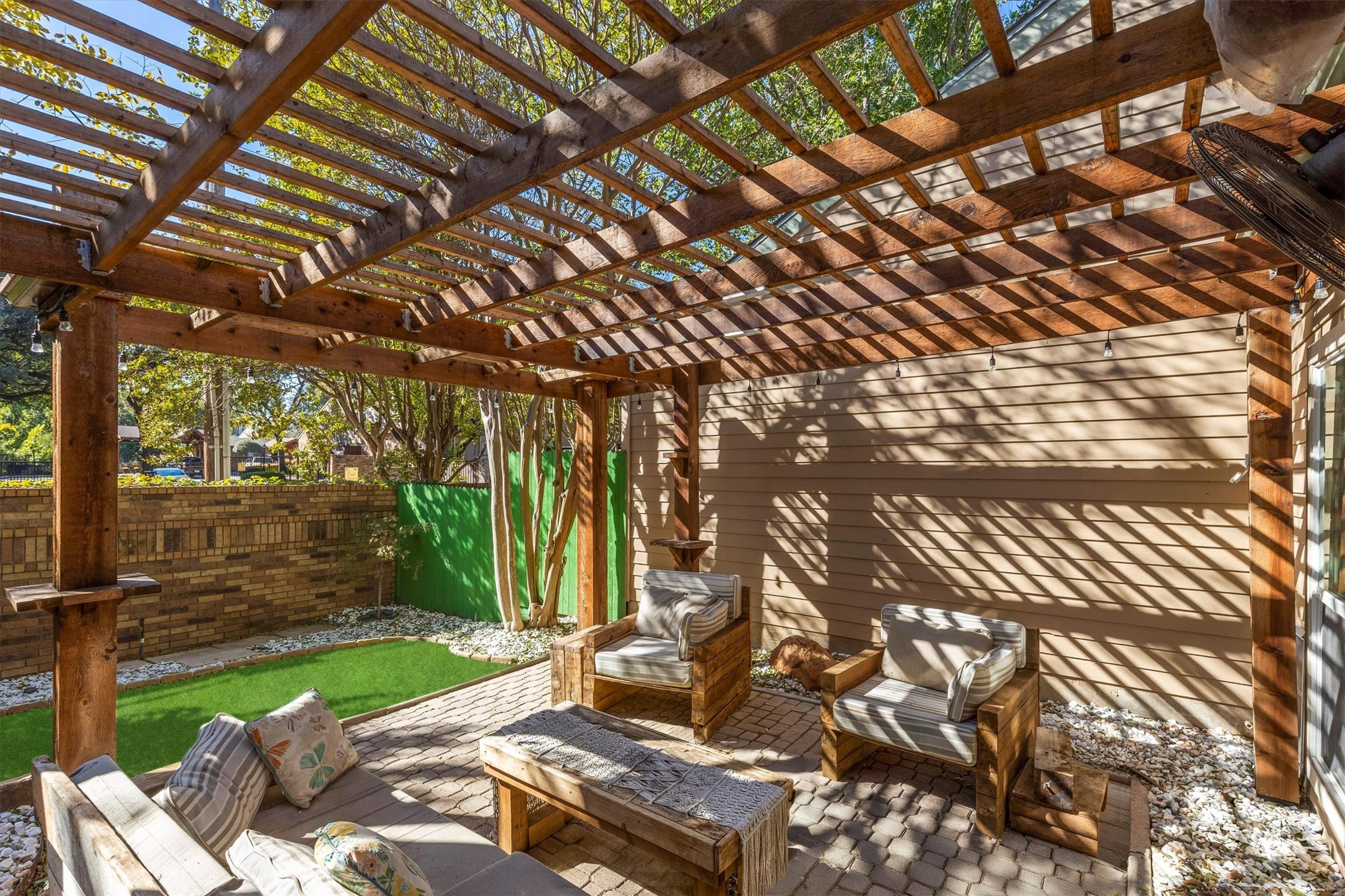 5565 Preston Oaks Road 136