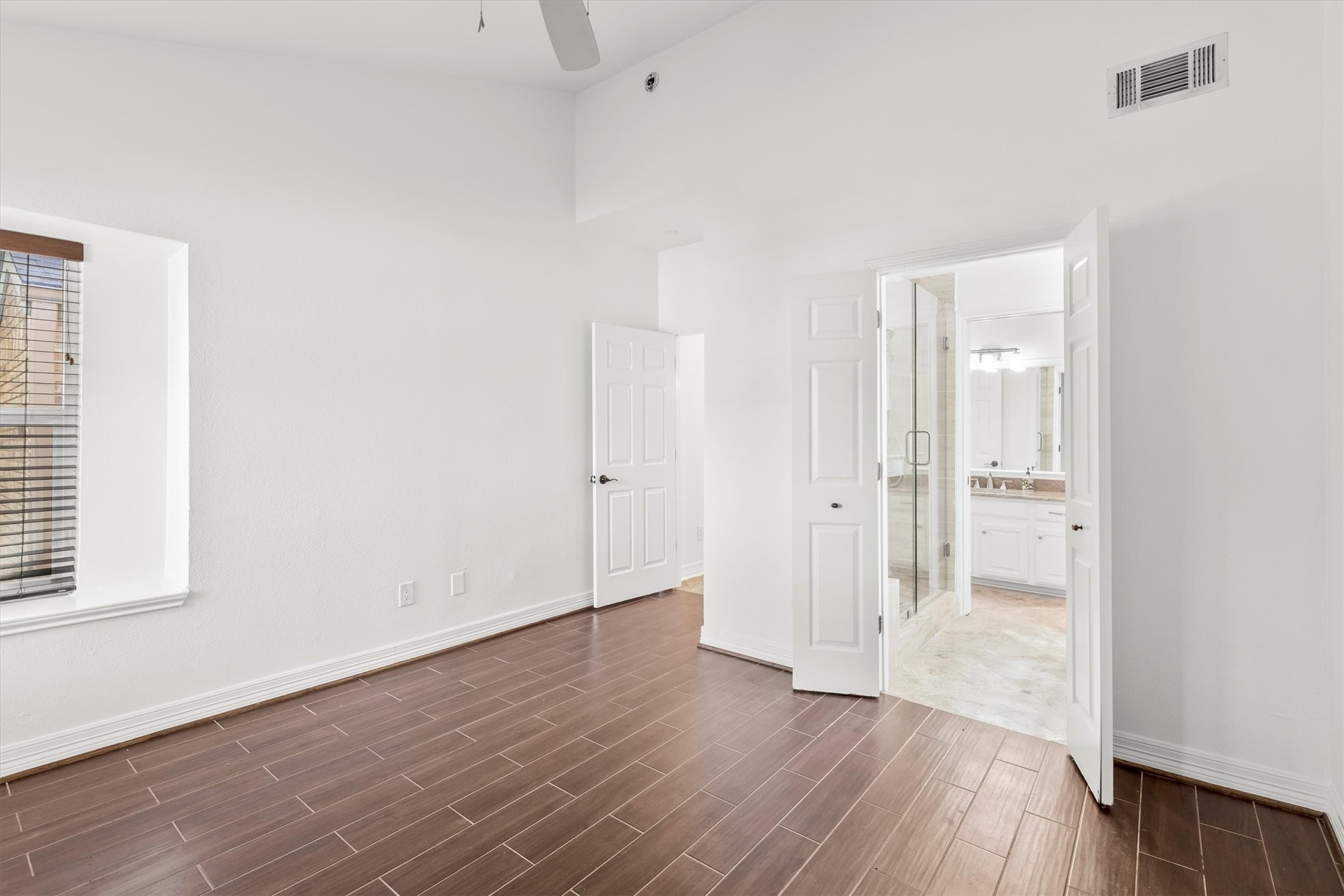 5565 Preston Oaks Road 136