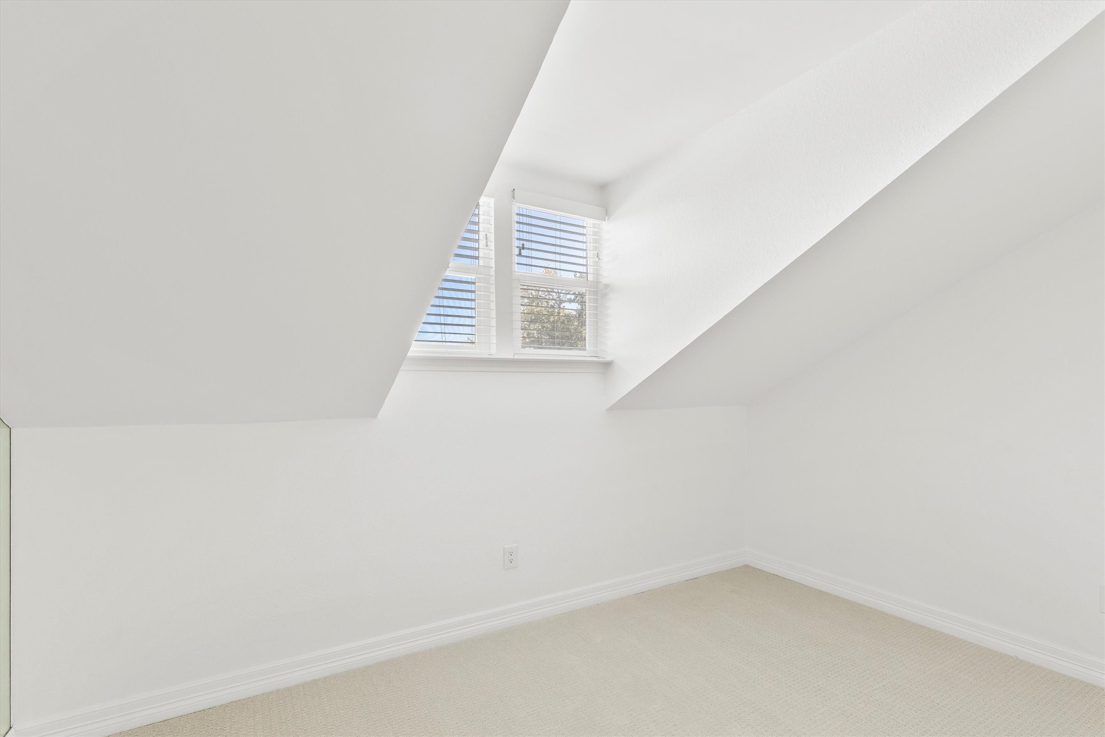 5565 Preston Oaks Road 136