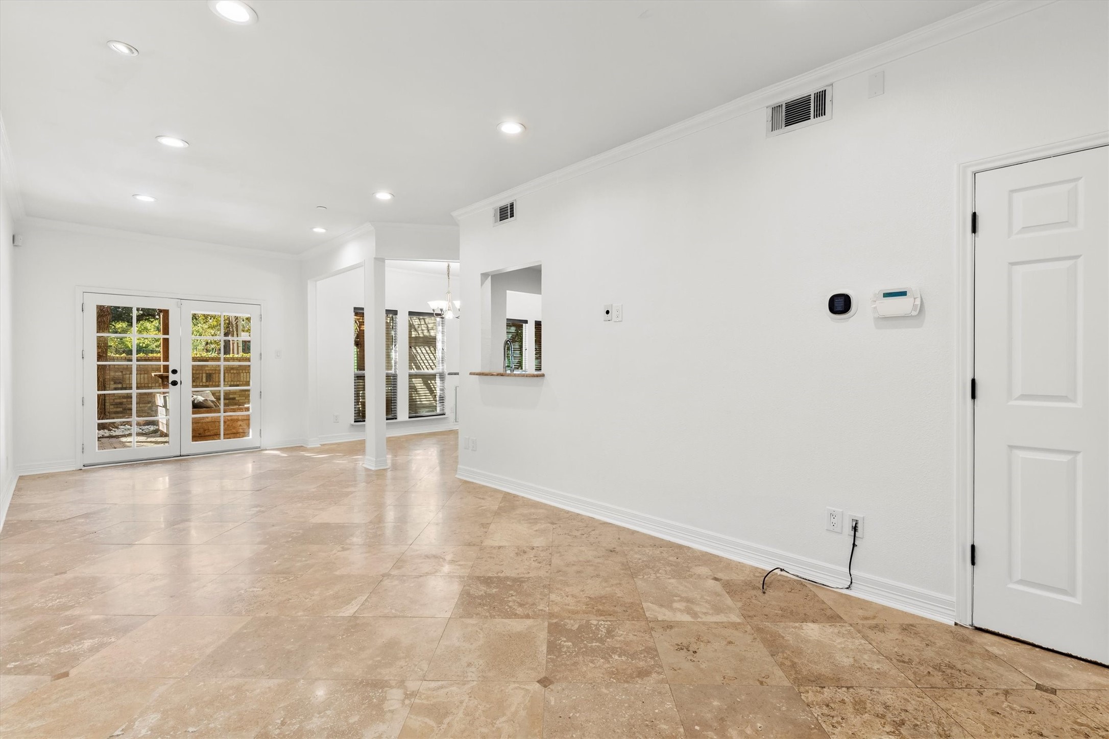 5565 Preston Oaks Road 136