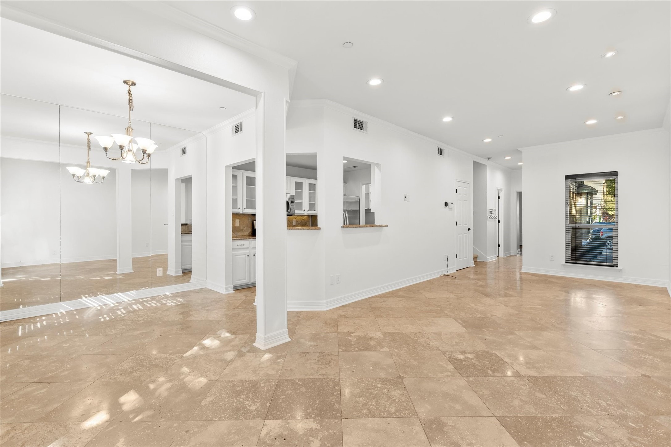 5565 Preston Oaks Road 136