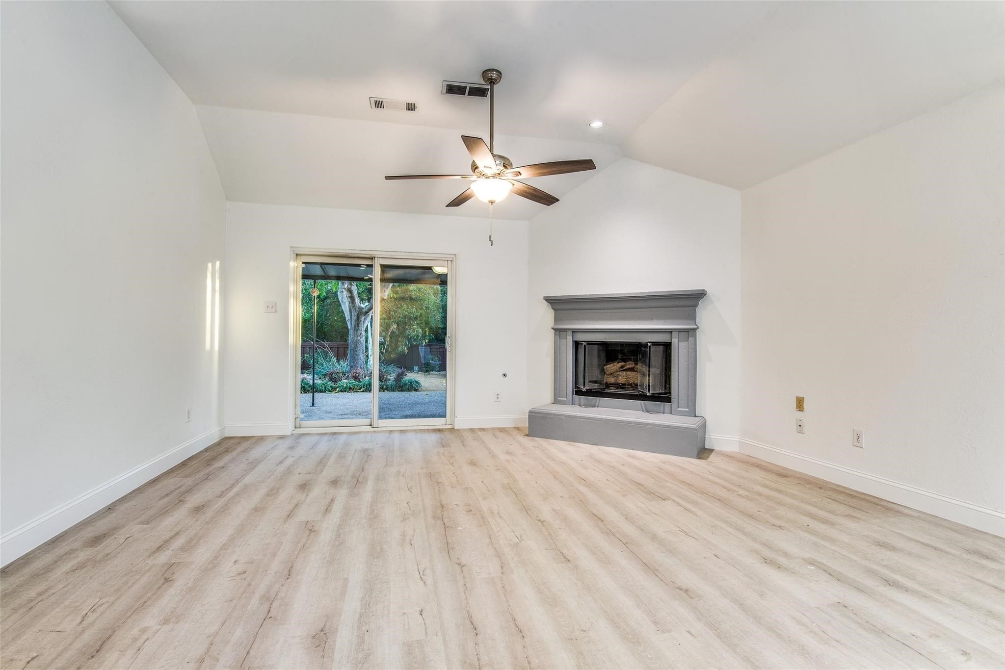 2504 Whetstone Drive