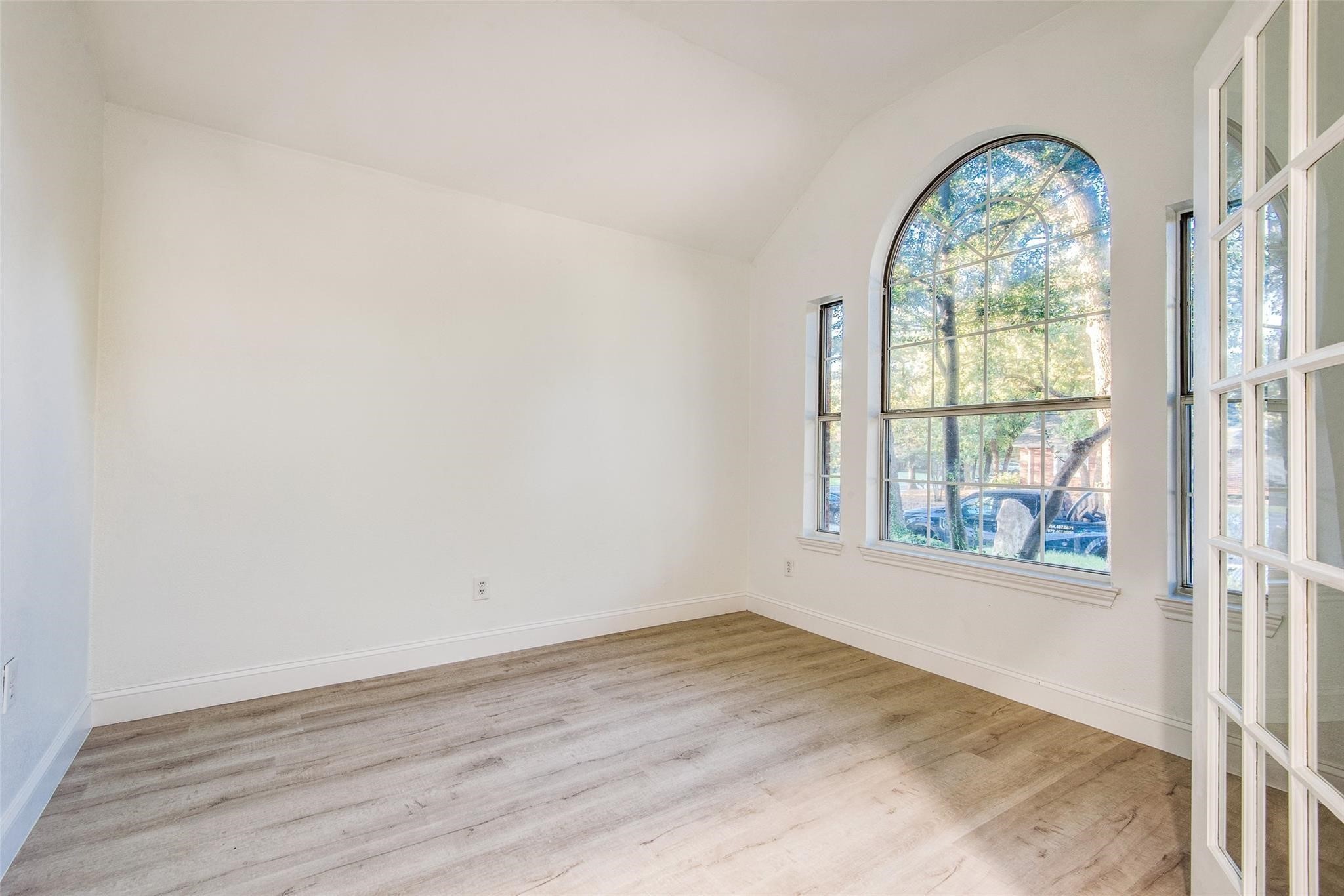 2504 Whetstone Drive