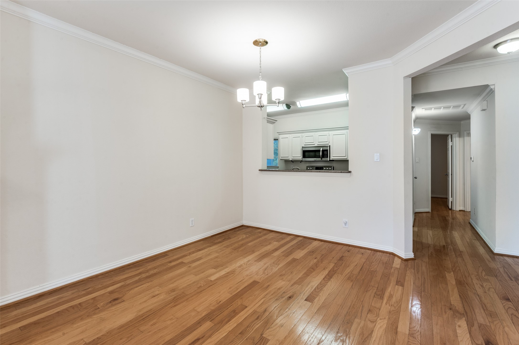 2524 Preston Road 204