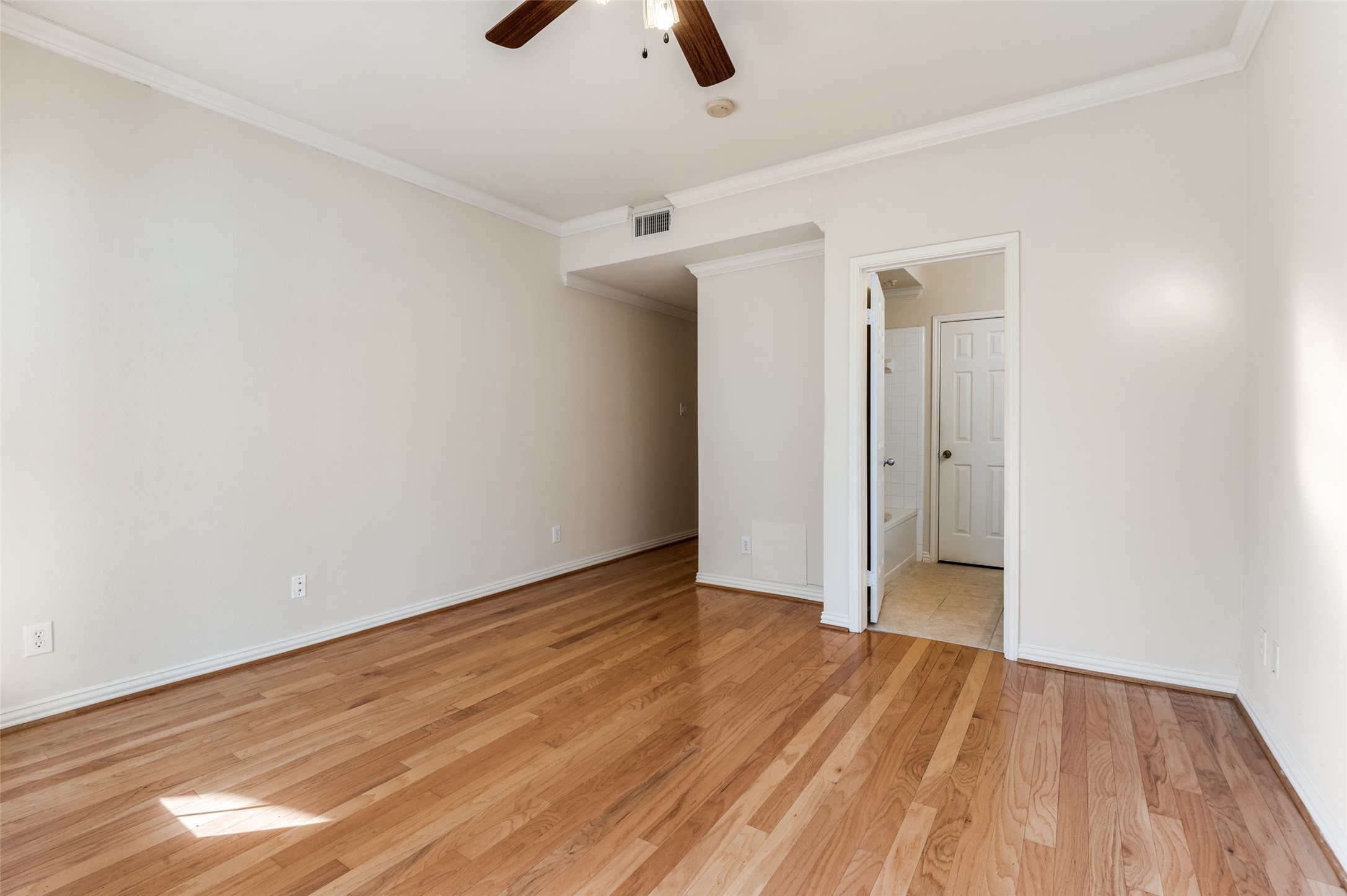 2524 Preston Road 204