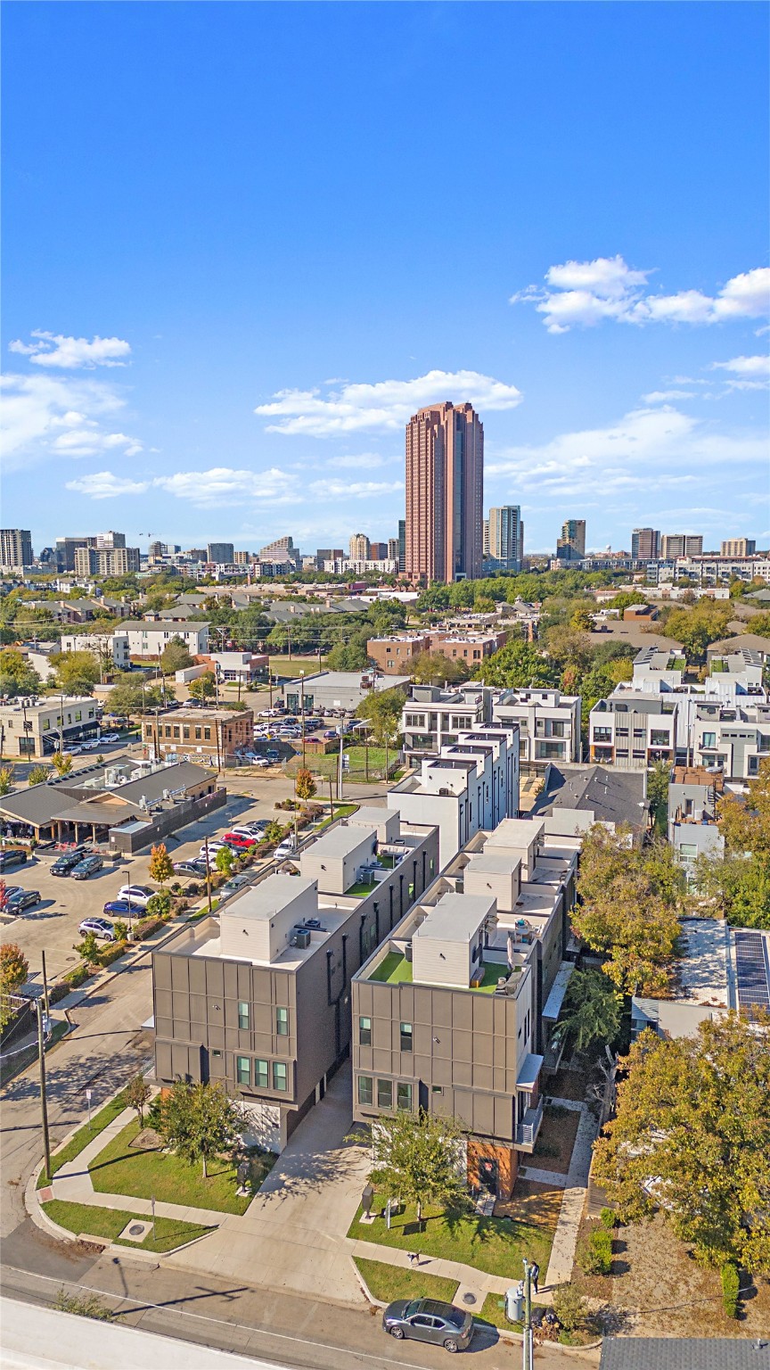 4205 Roseland Avenue 205