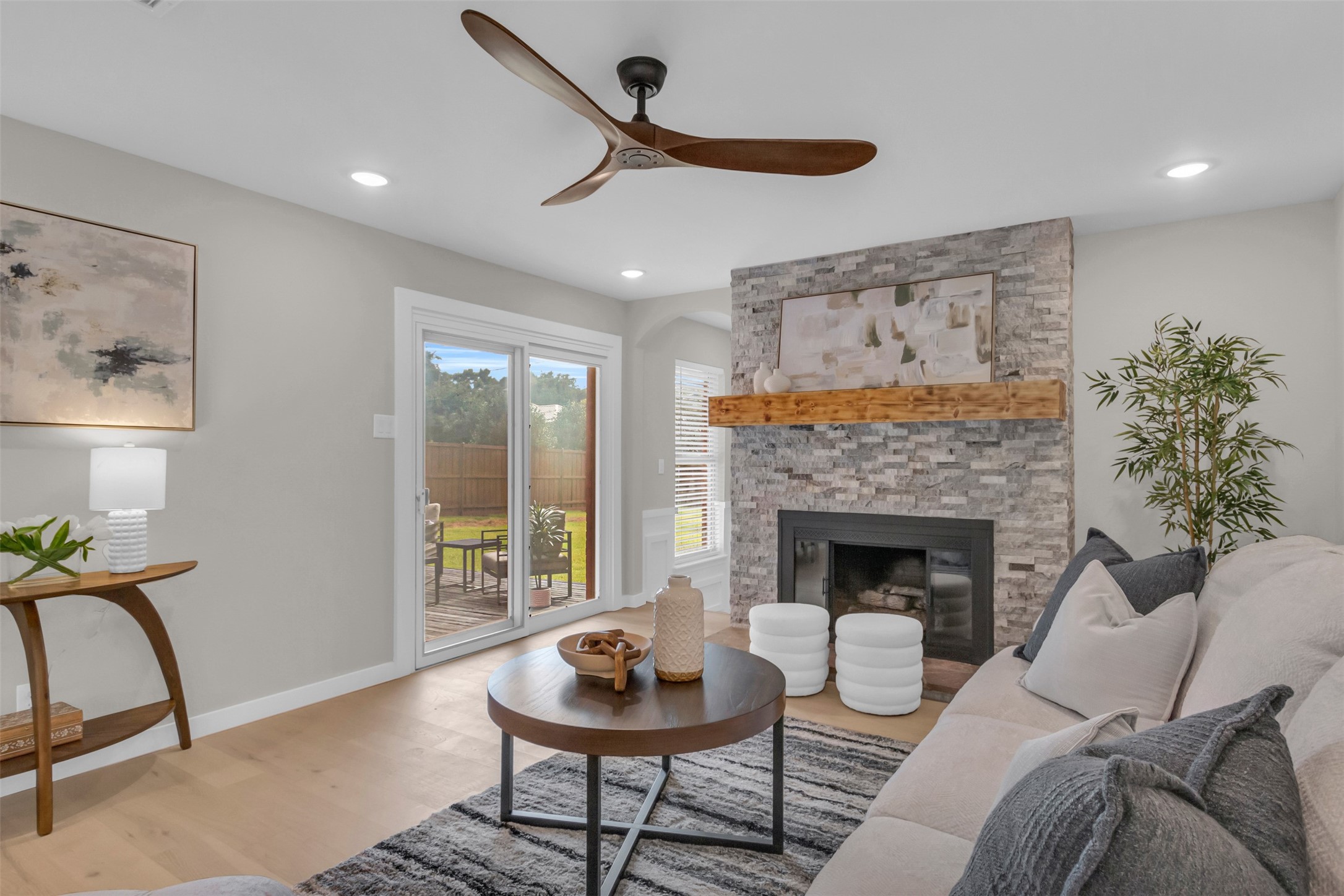 11107 Hillcrest Road