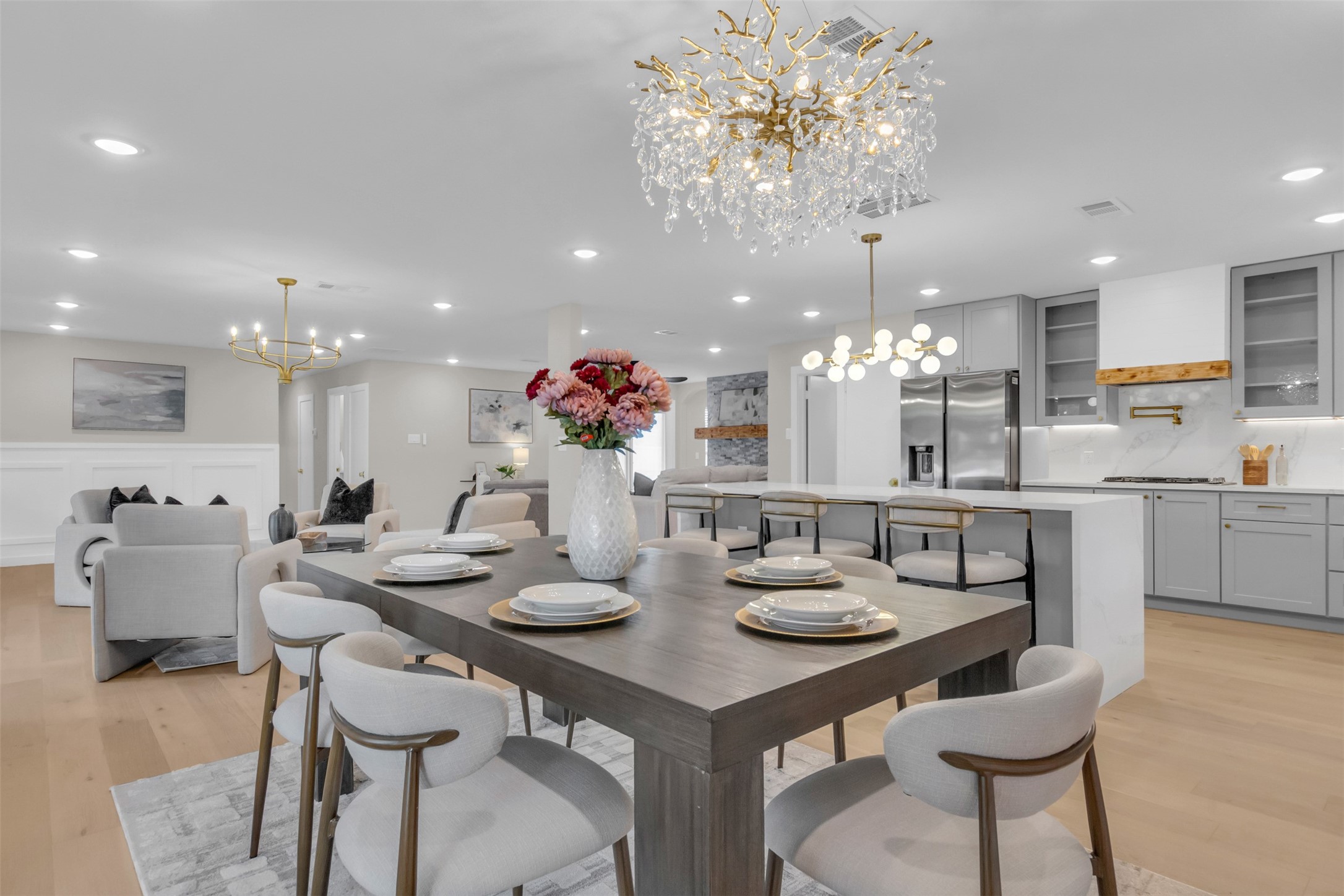 11107 Hillcrest Road