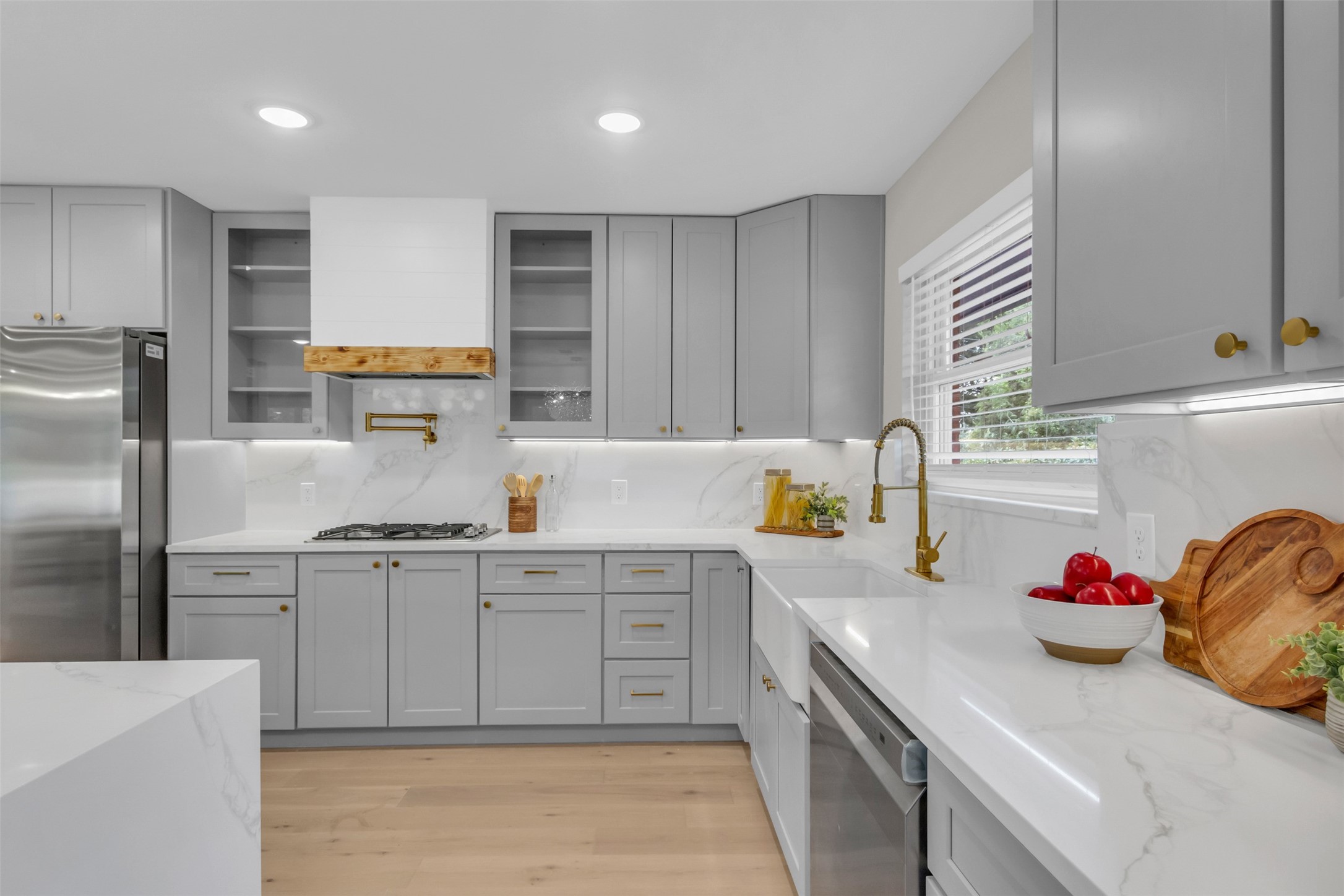 11107 Hillcrest Road