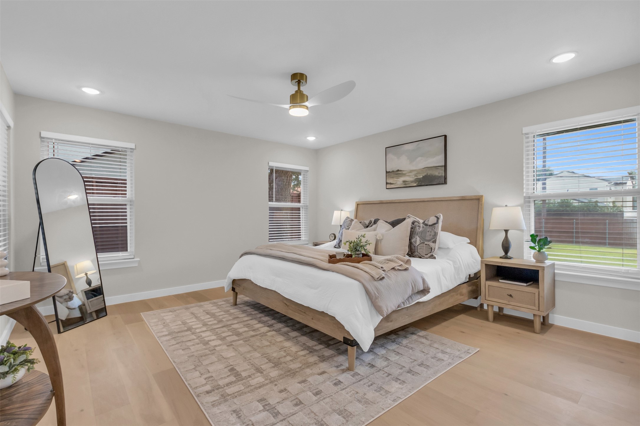 11107 Hillcrest Road