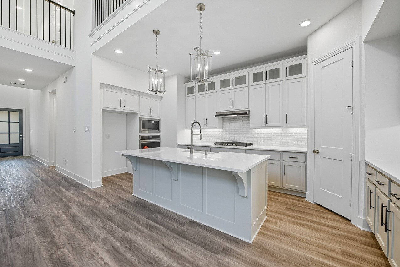 11760 Edgewood Drive