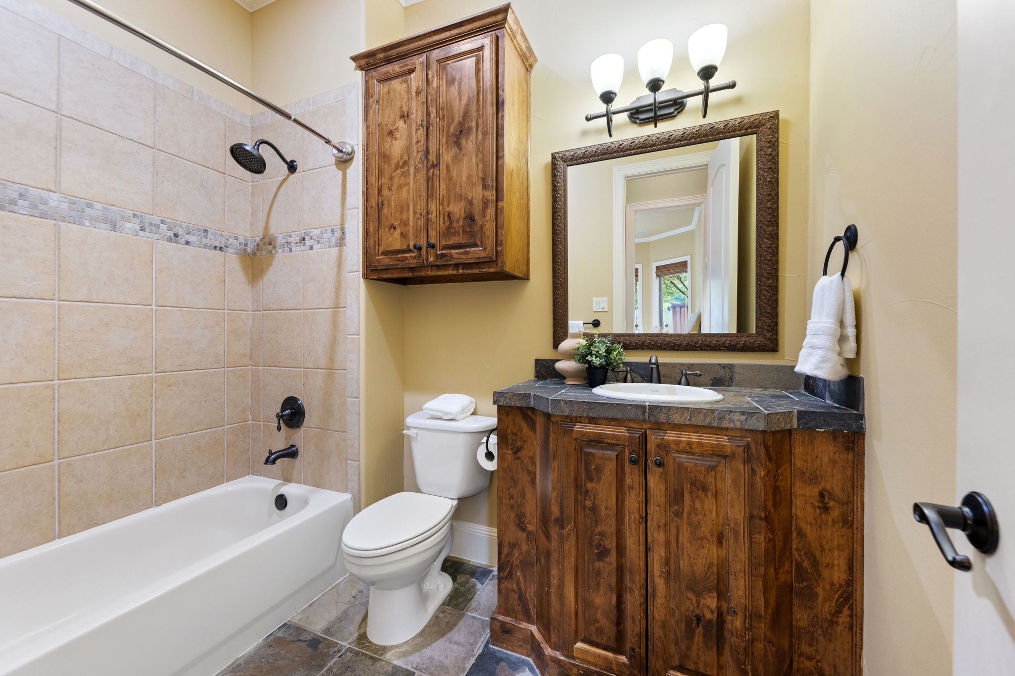 4316 Santa Barbara Drive