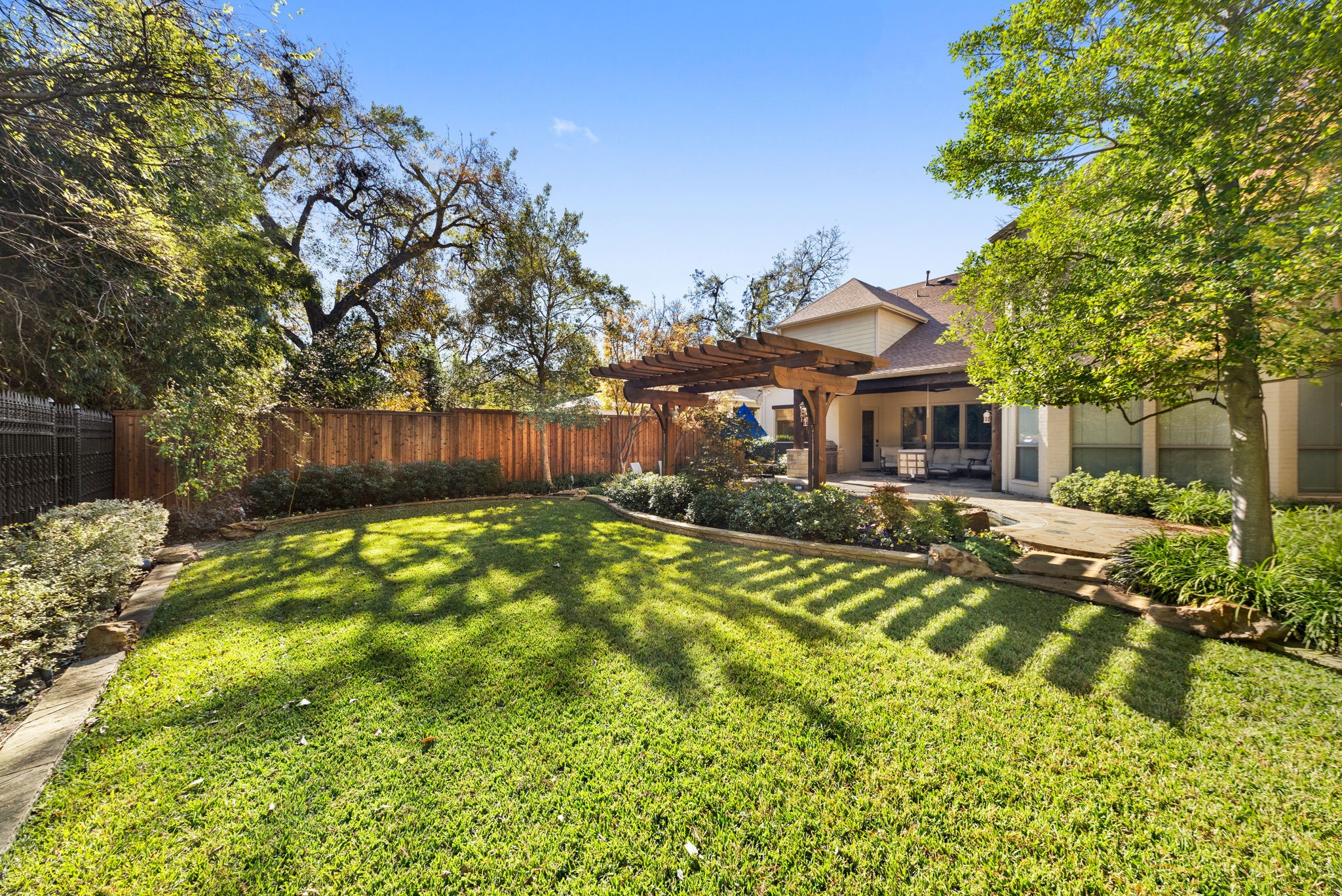 4316 Santa Barbara Drive