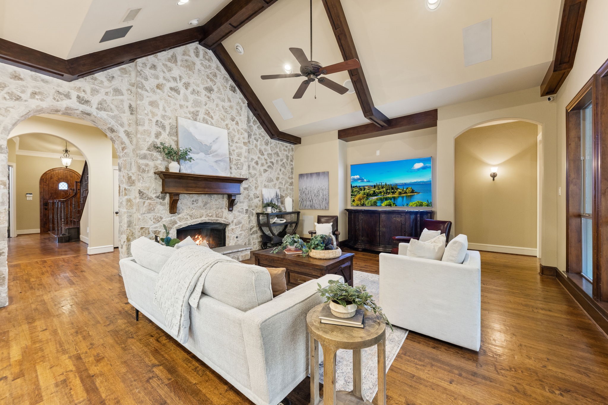 4316 Santa Barbara Drive