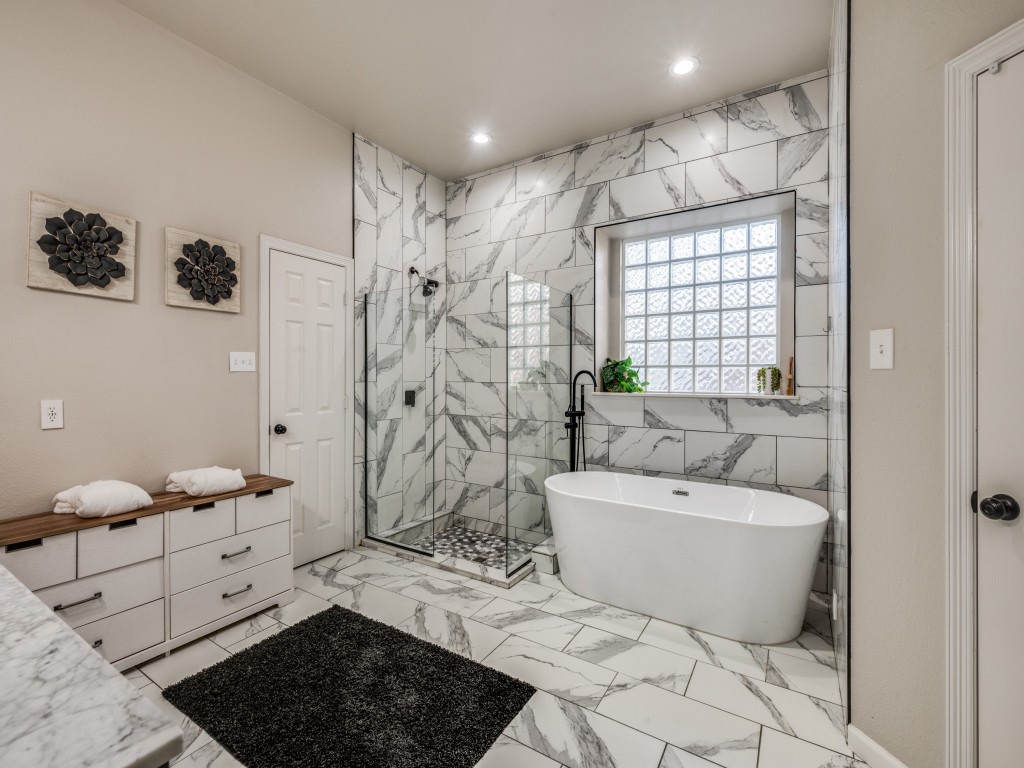 3001 Forestwood Drive