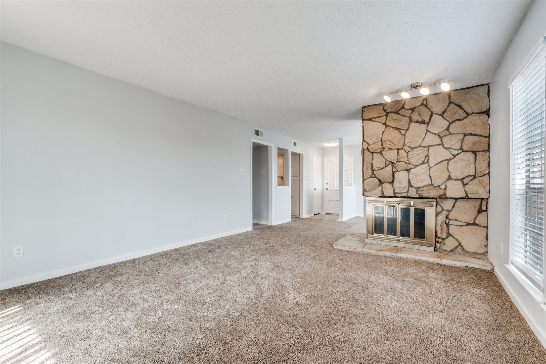 8560 Park Lane 237