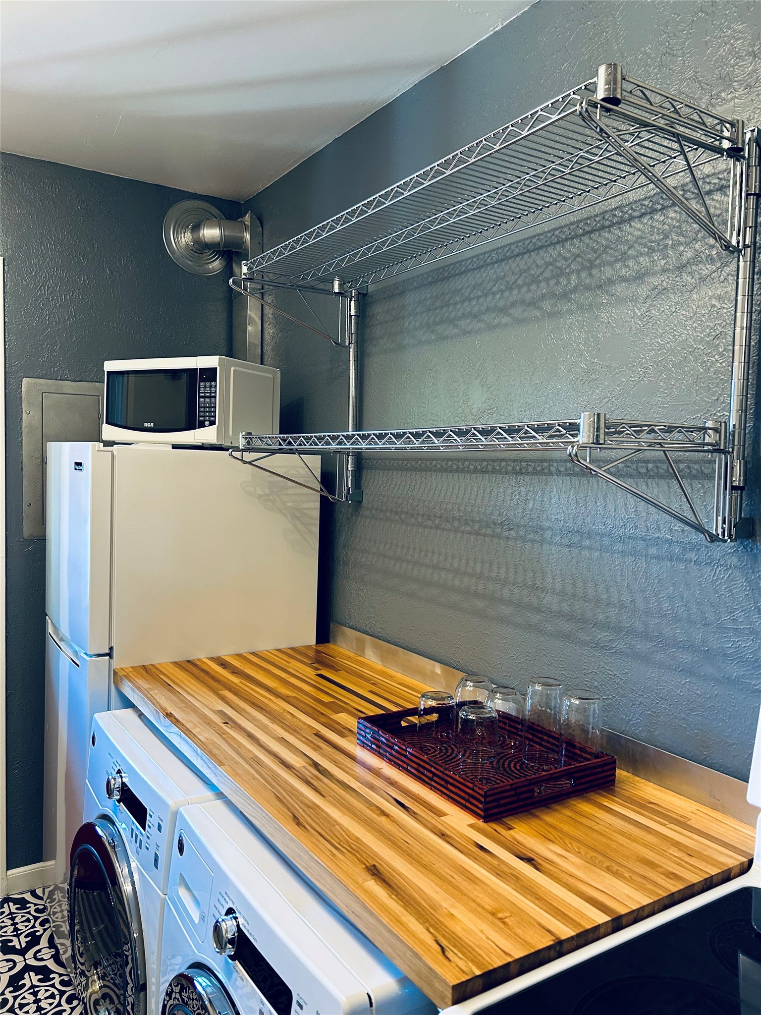 5030 N Hall Street C