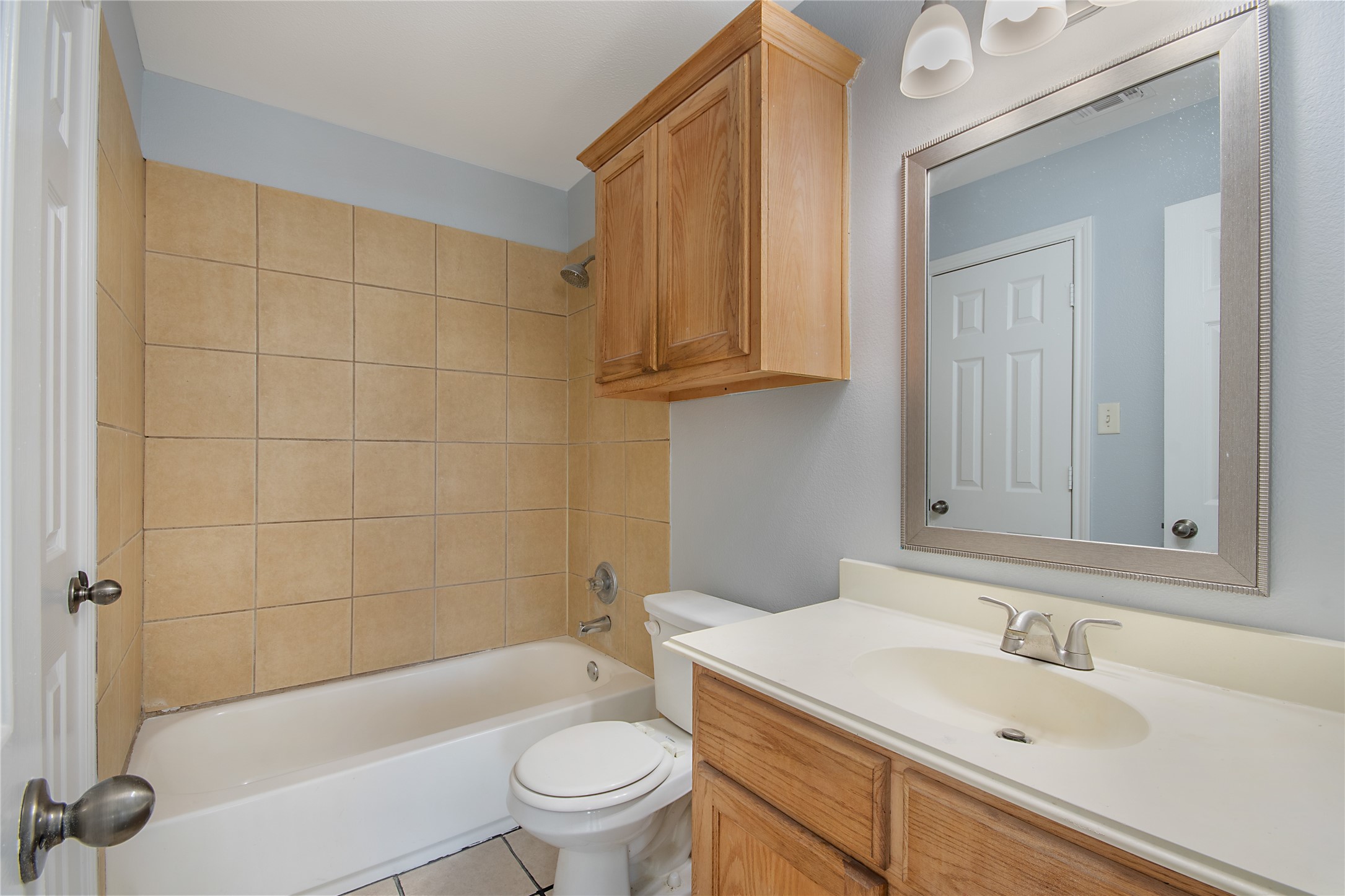 1437 N Bluegrove Road