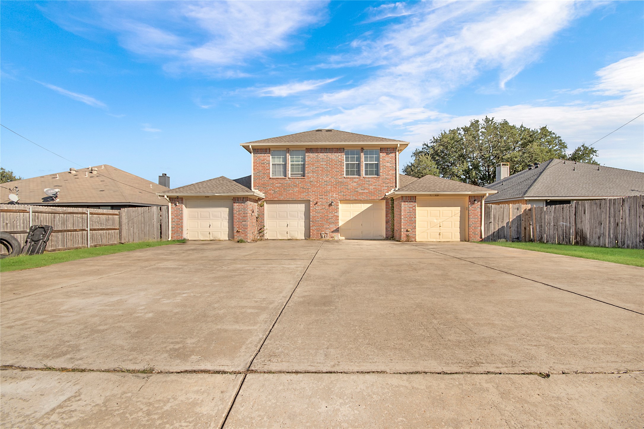 1437 N Bluegrove Road