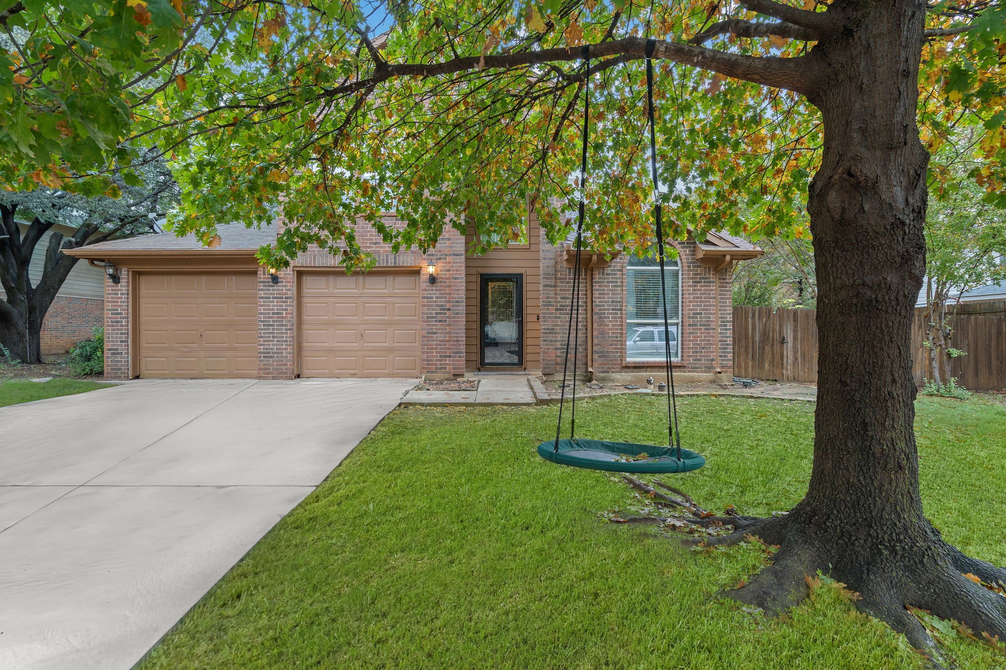 311 Georgian Oak Court