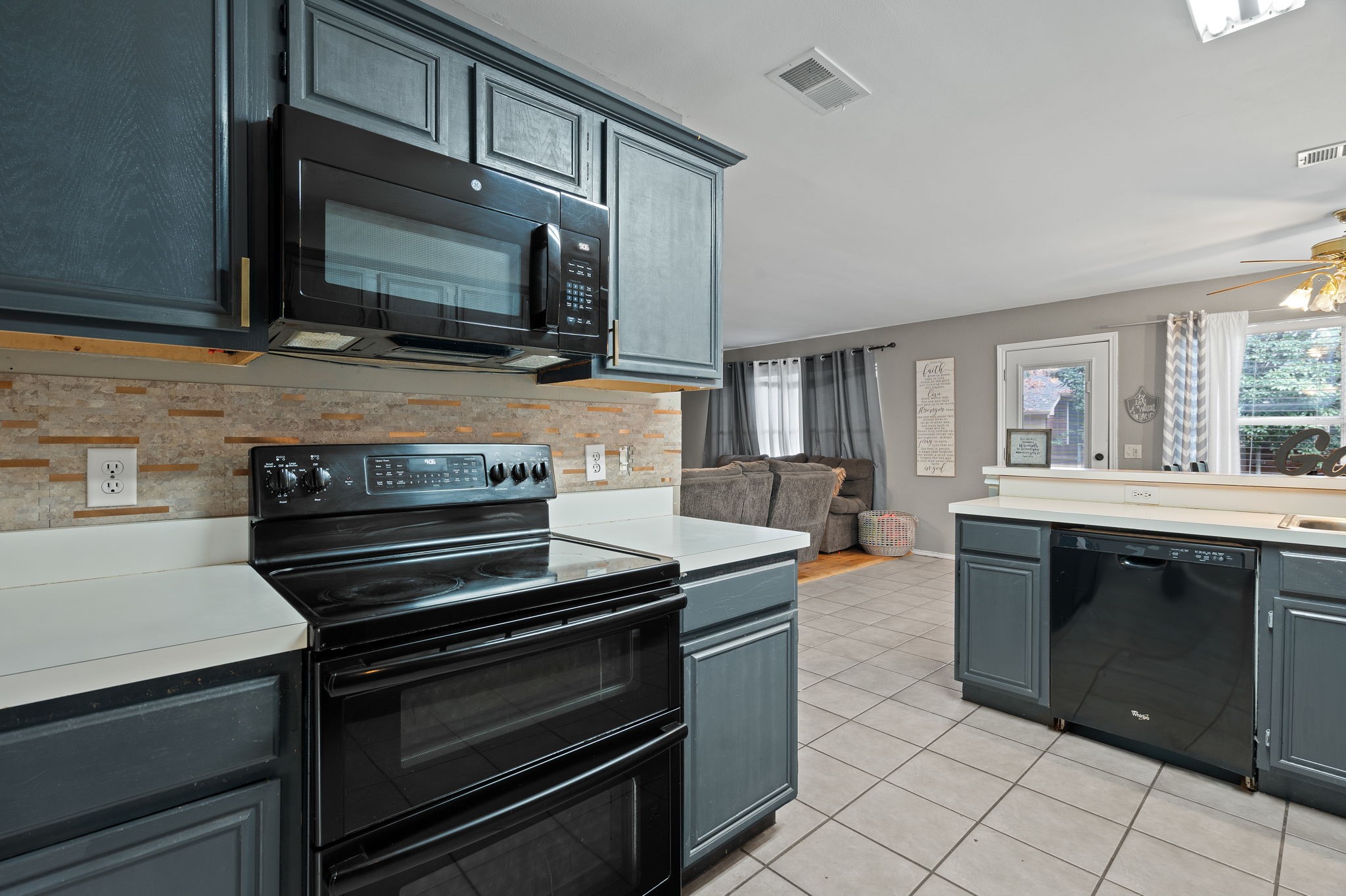 311 Georgian Oak Court