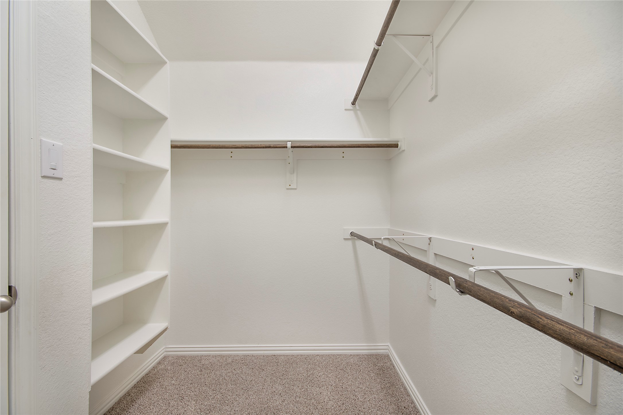 6114 Sutton Fields Trail