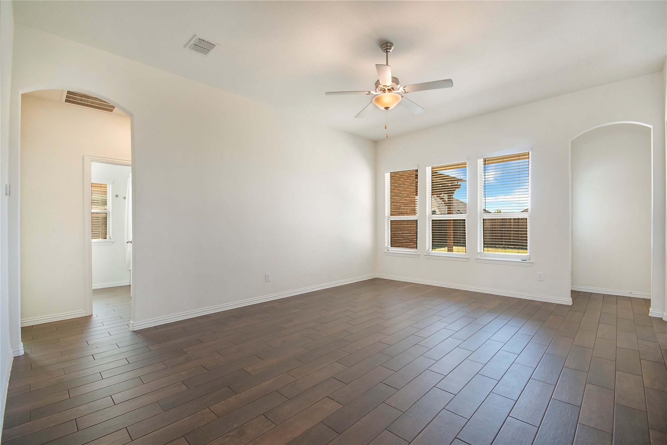 6114 Sutton Fields Trail