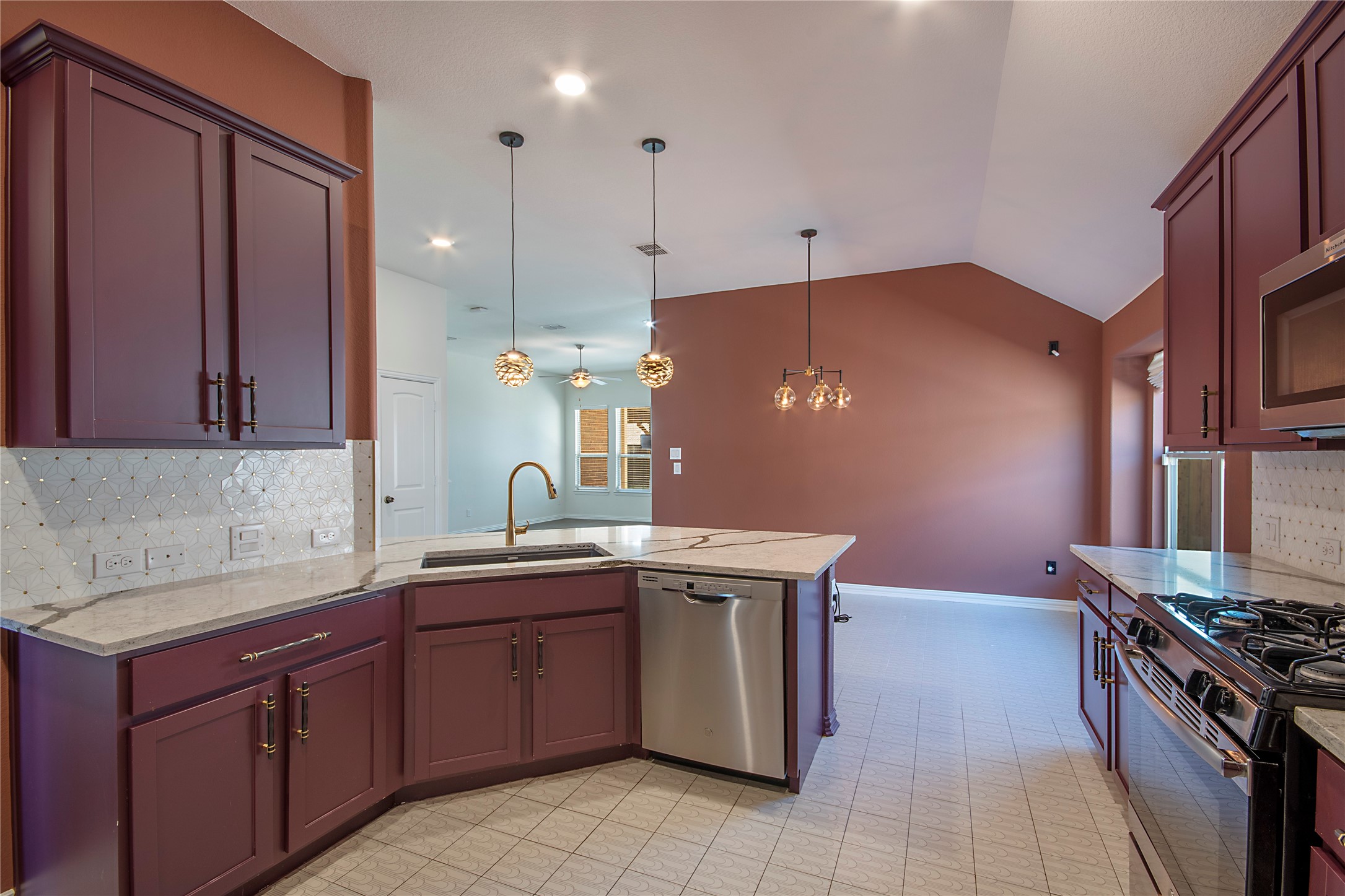 6114 Sutton Fields Trail