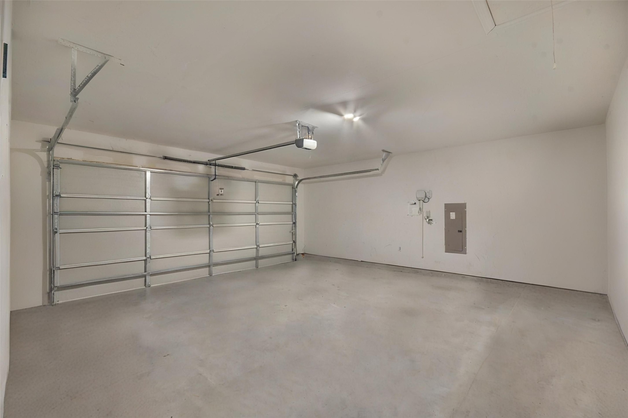 6114 Sutton Fields Trail