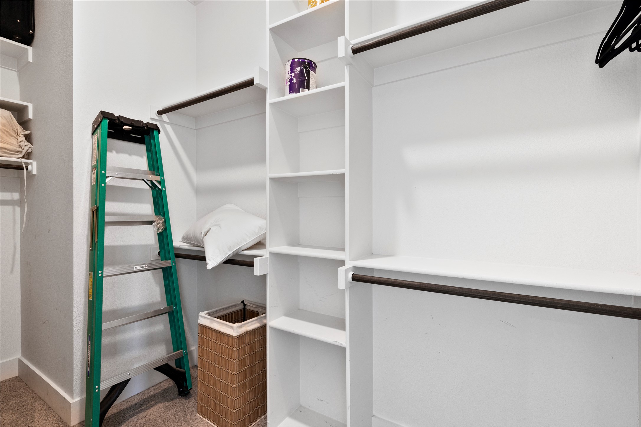 4639 Coles Manor Place