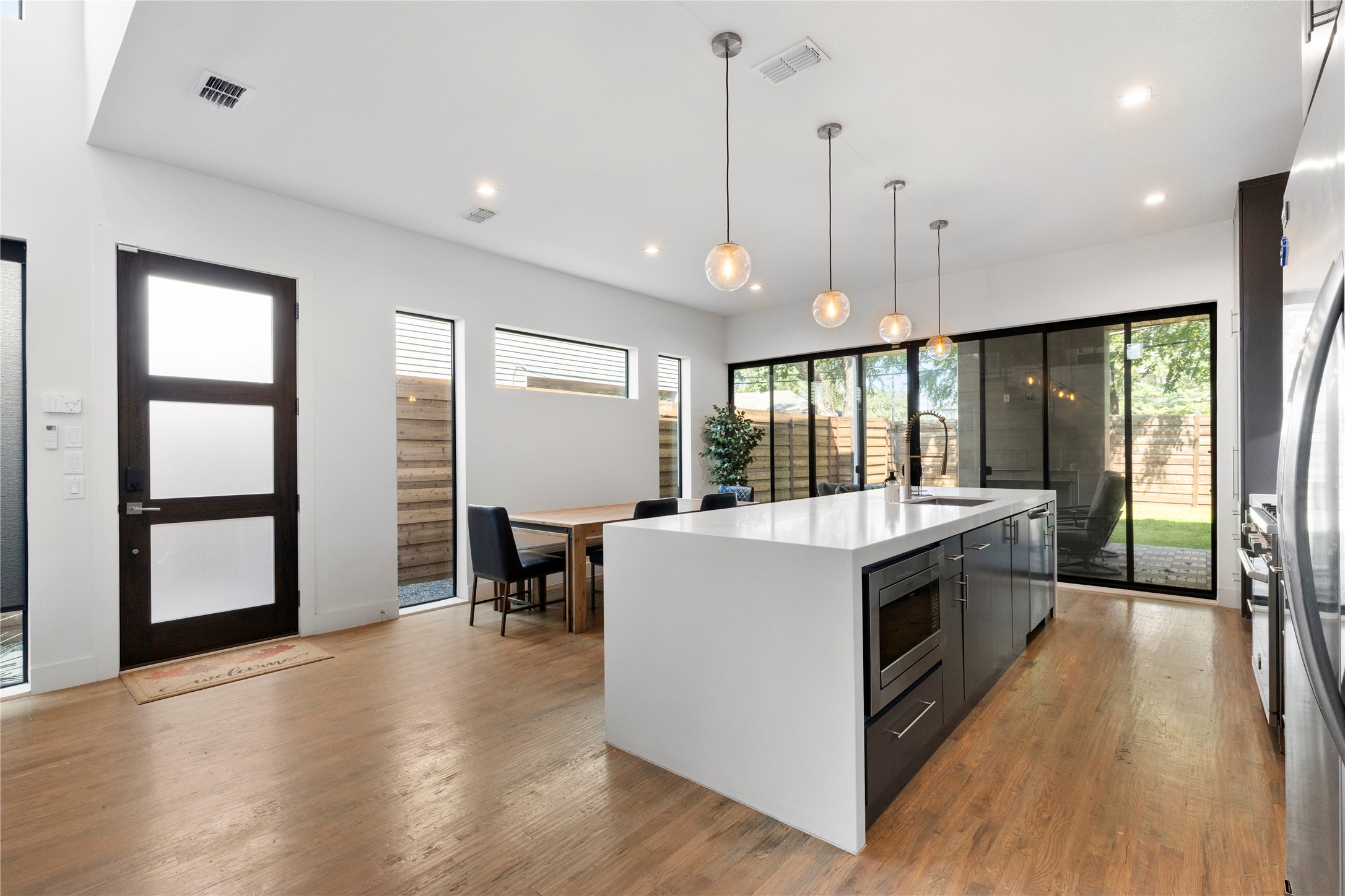 4639 Coles Manor Place