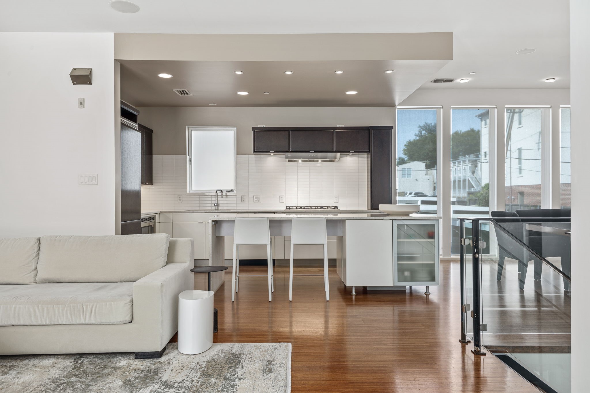 4206 Buena Vista Street C