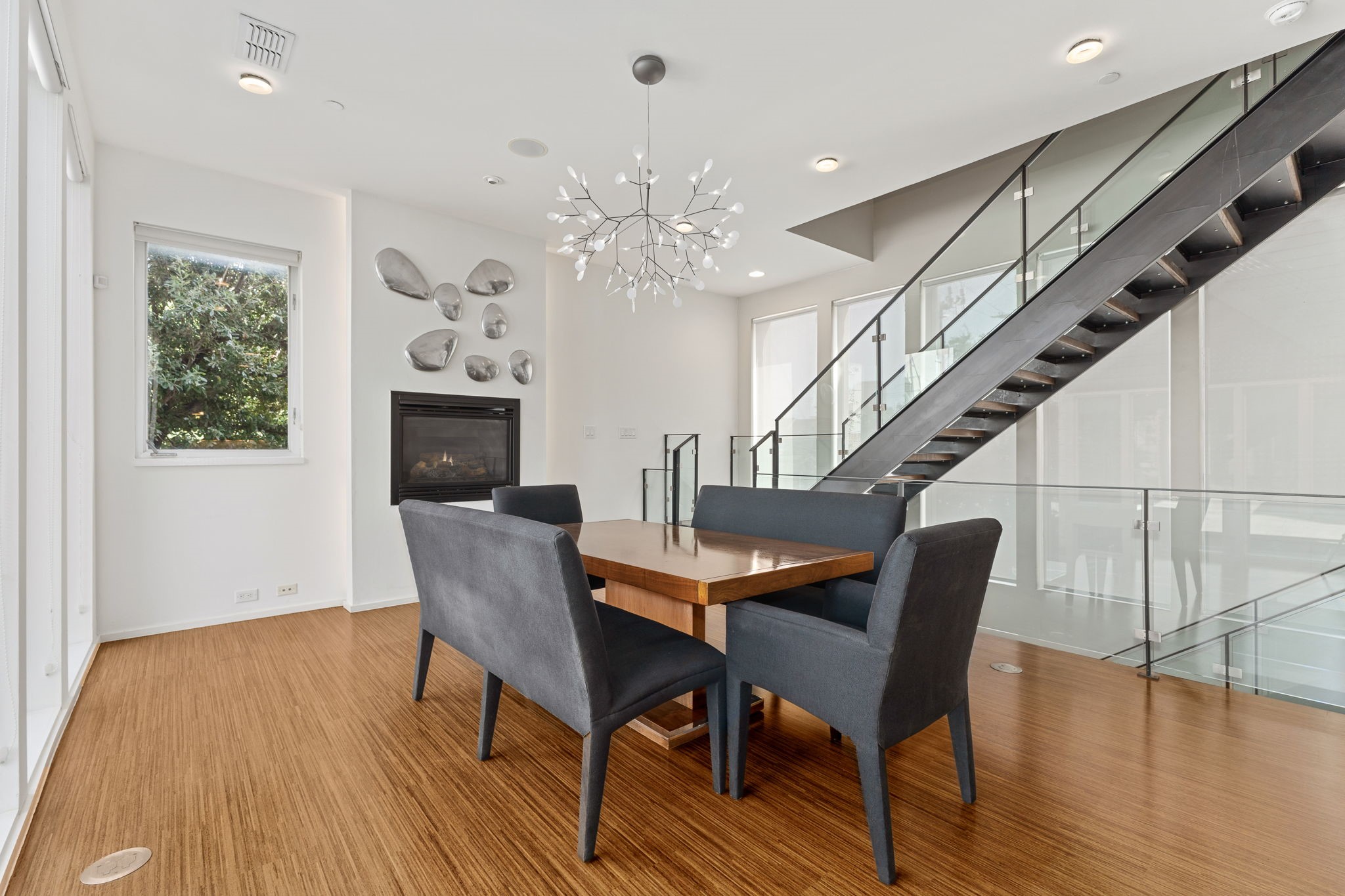 4206 Buena Vista Street C