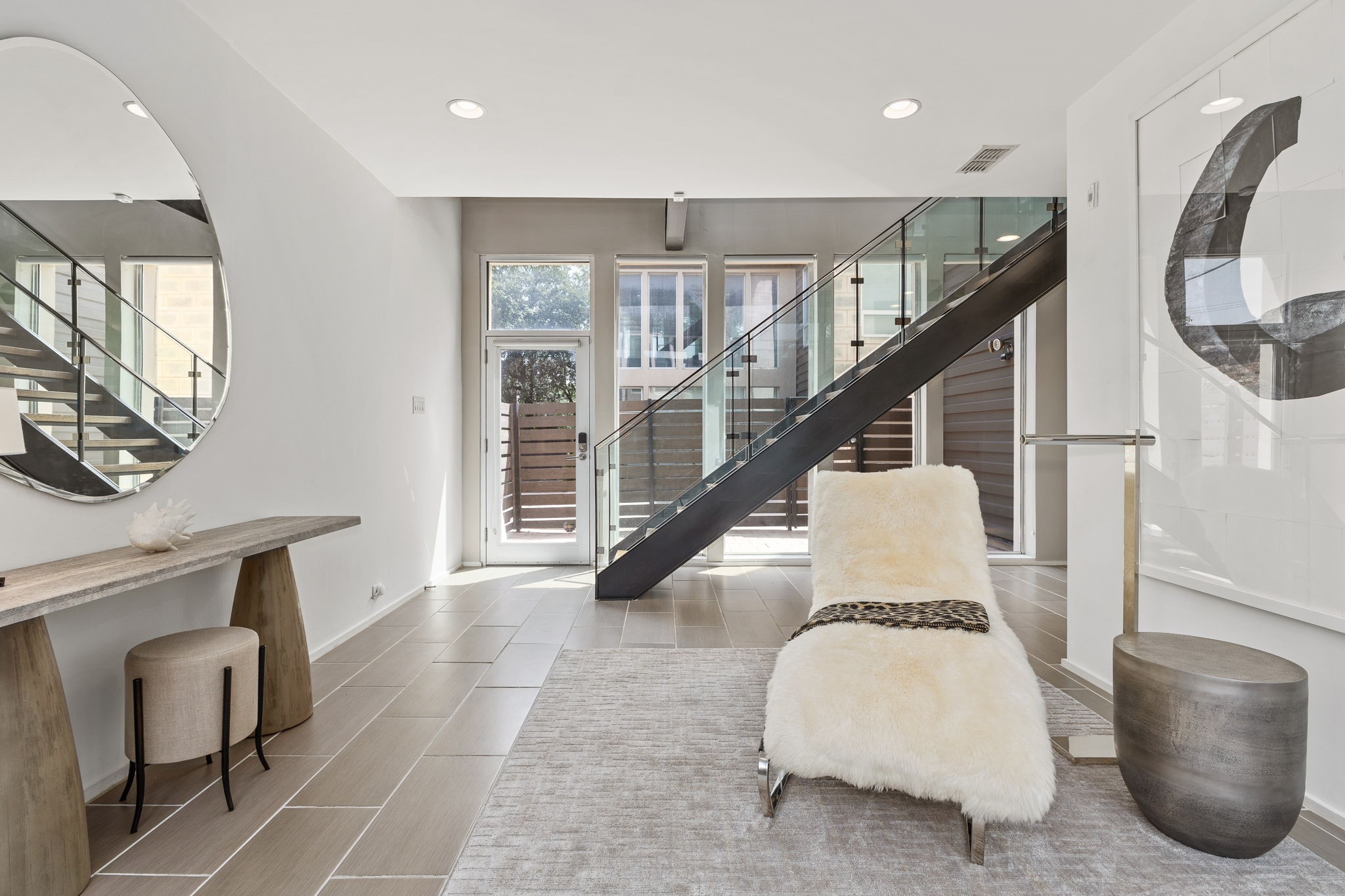 4206 Buena Vista Street C