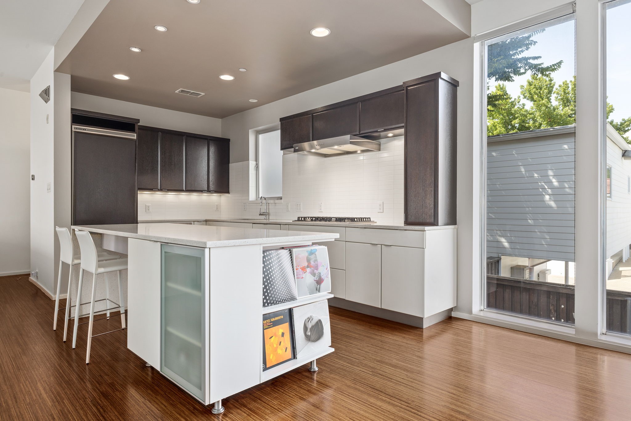 4206 Buena Vista Street C