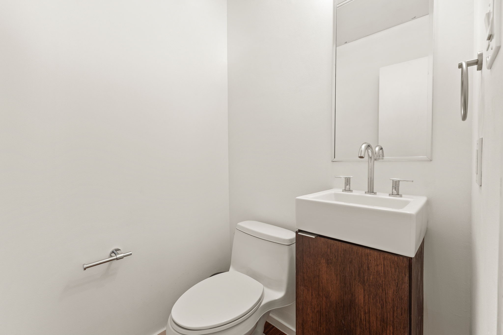 4206 Buena Vista Street C