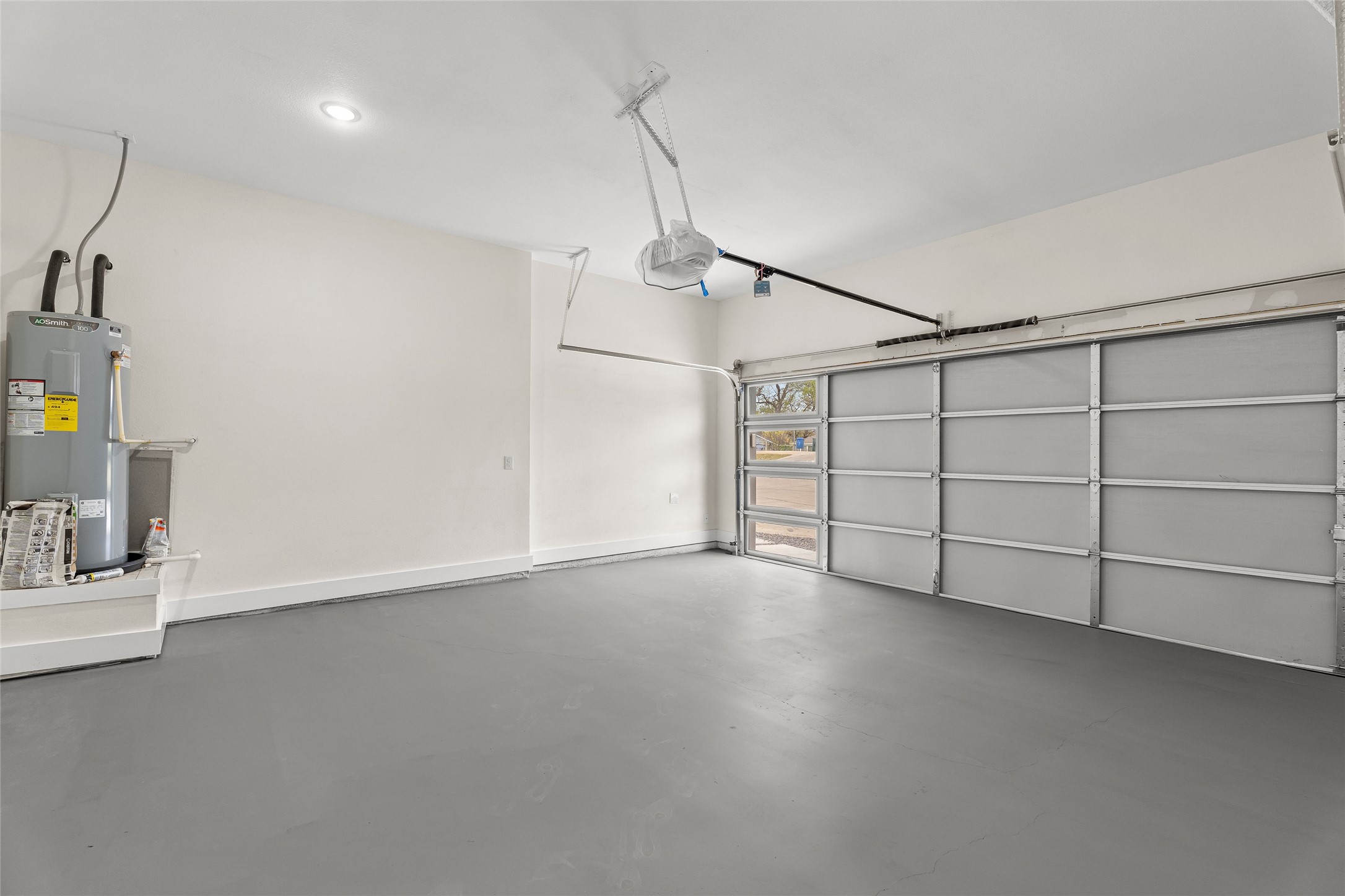 402 S Henderson Avenue