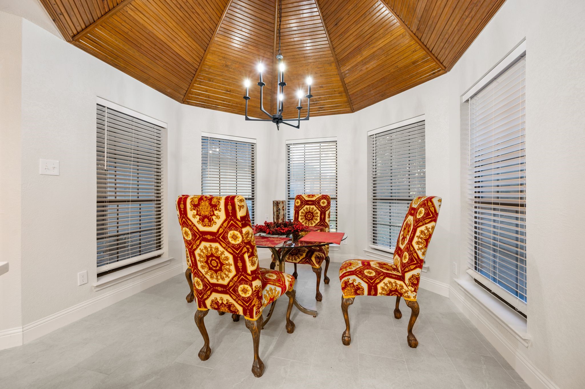 3512 Cliffwood Drive