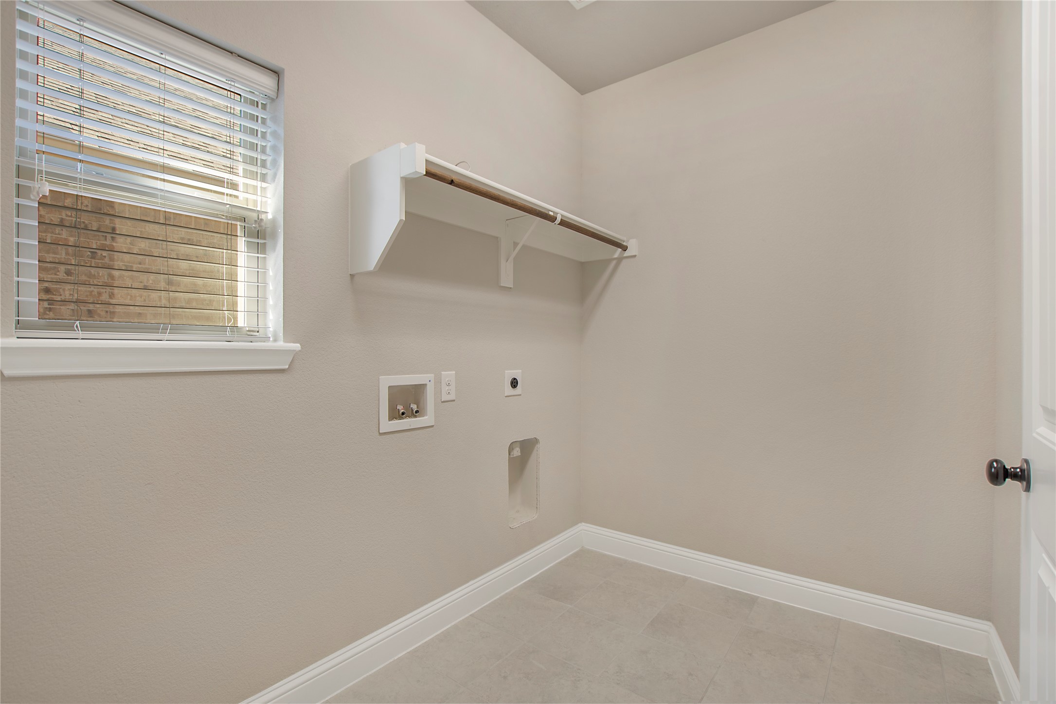 2811 Diamond Ridge Drive