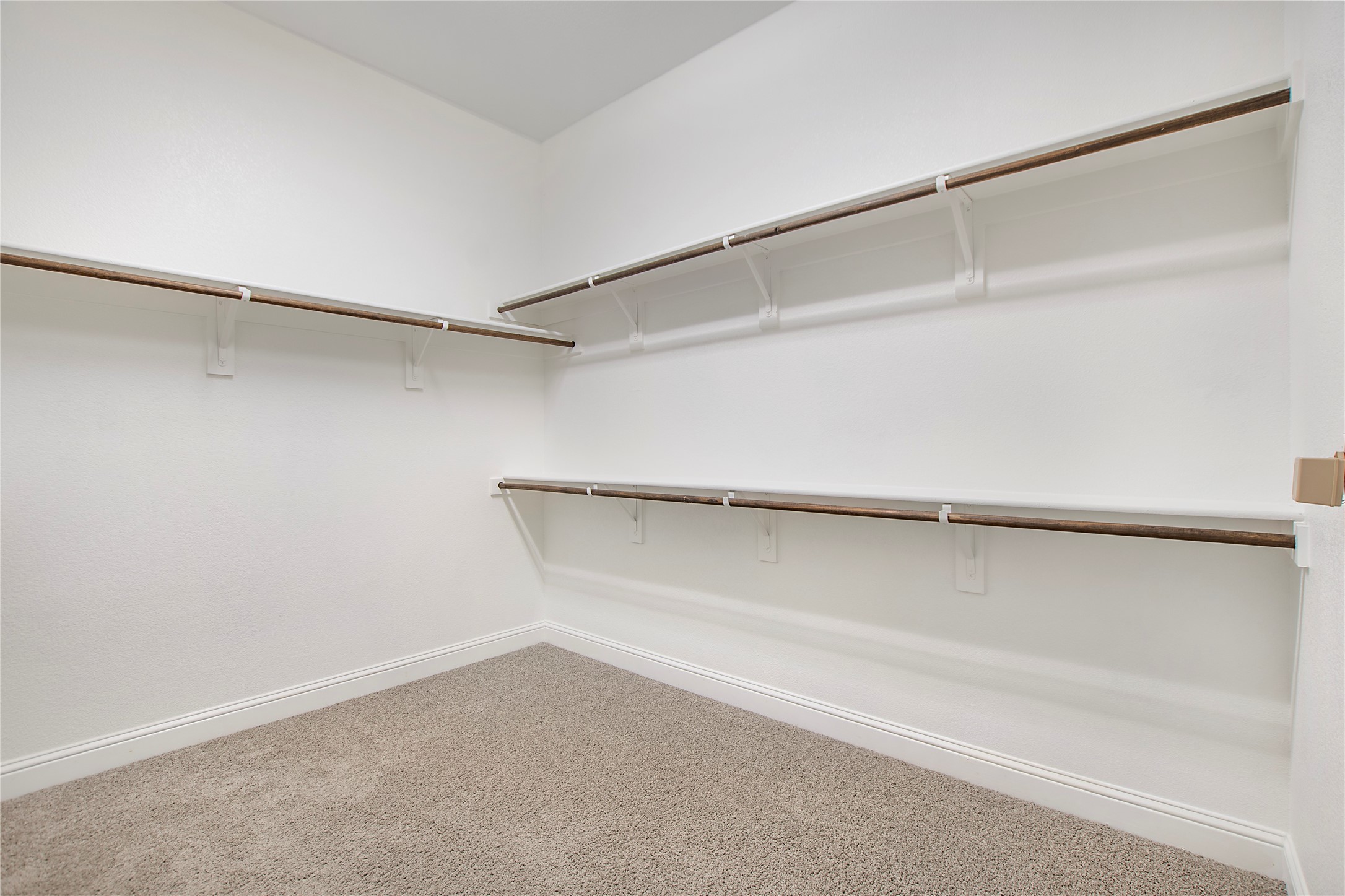 2811 Diamond Ridge Drive