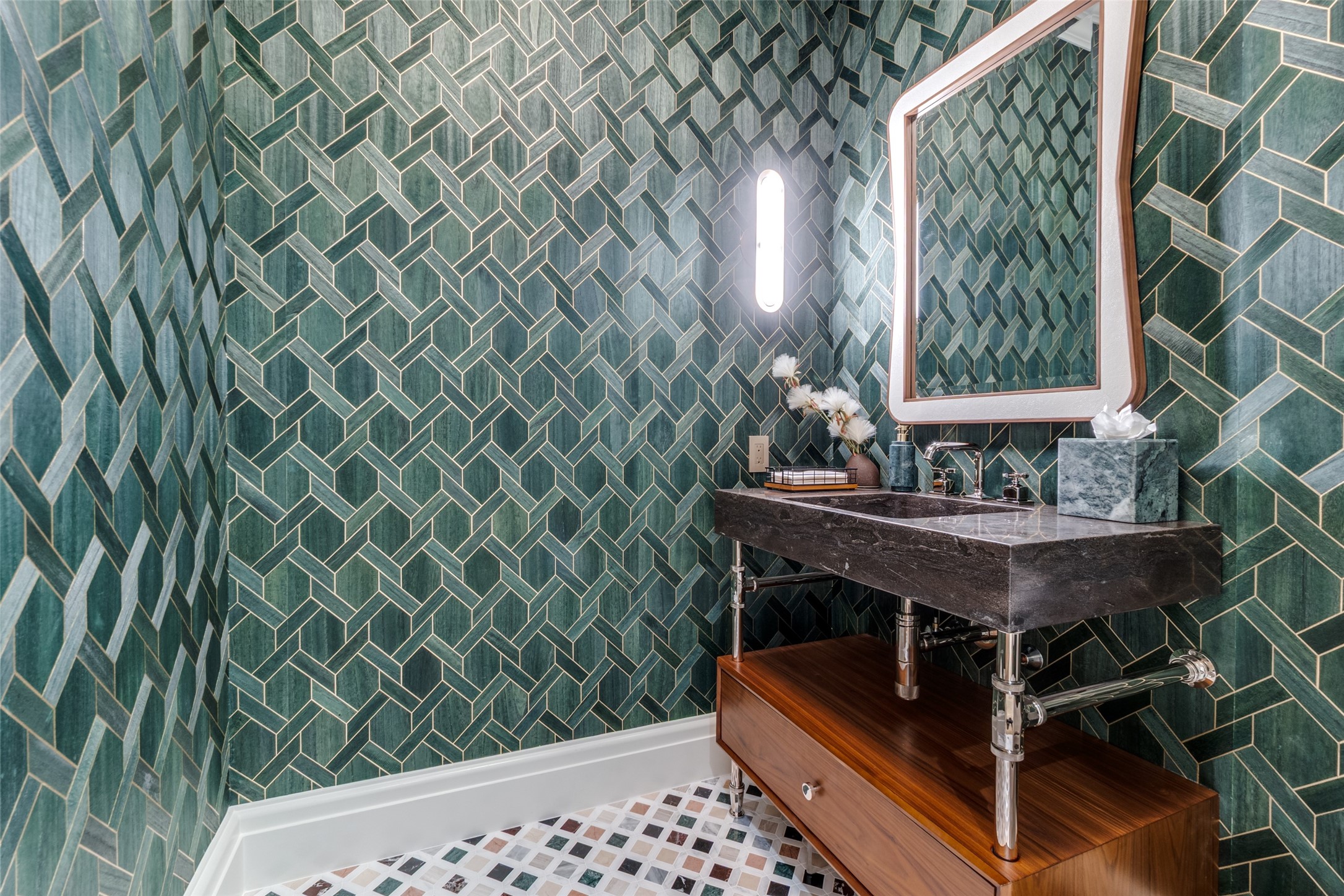 2408 Victory Park Lane 1442