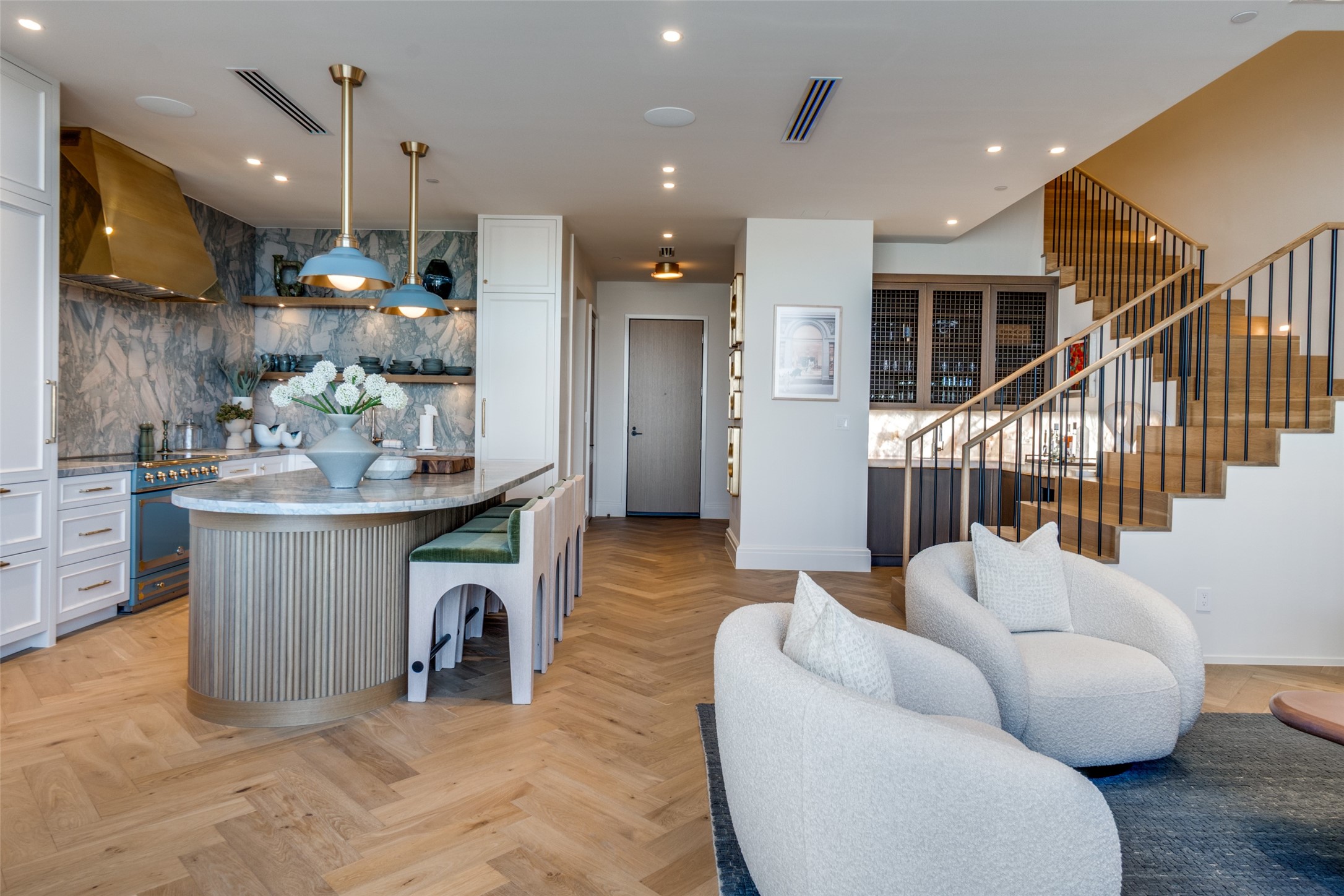 2408 Victory Park Lane 1442