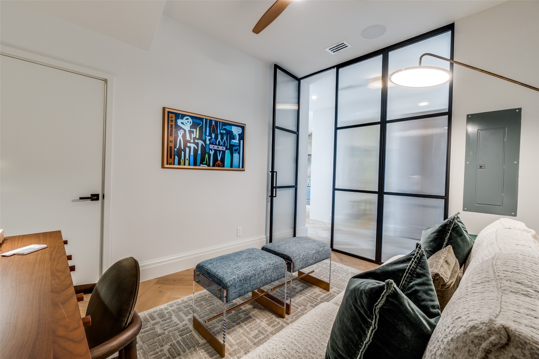 2408 Victory Park Lane 1442