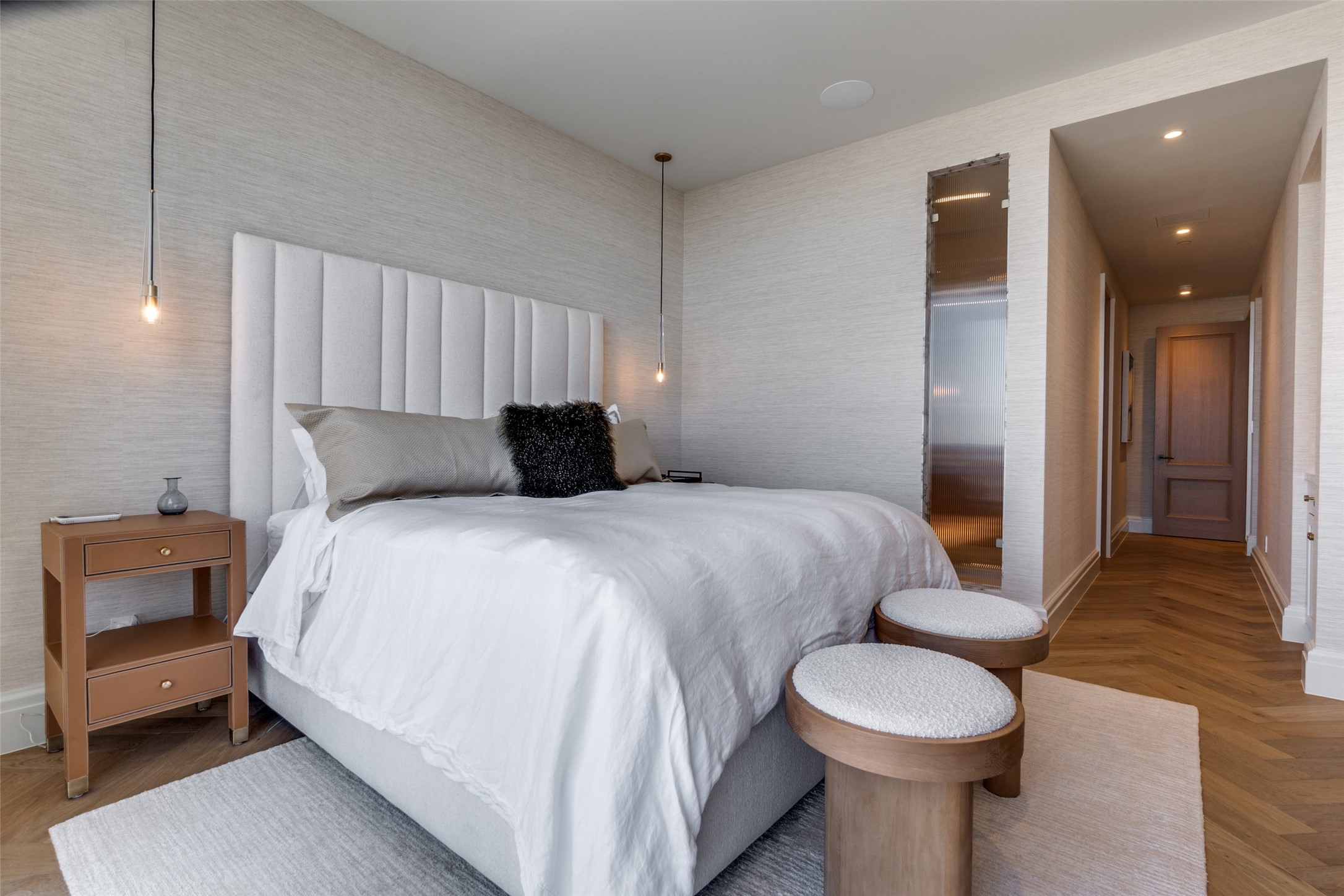 2408 Victory Park Lane 1442