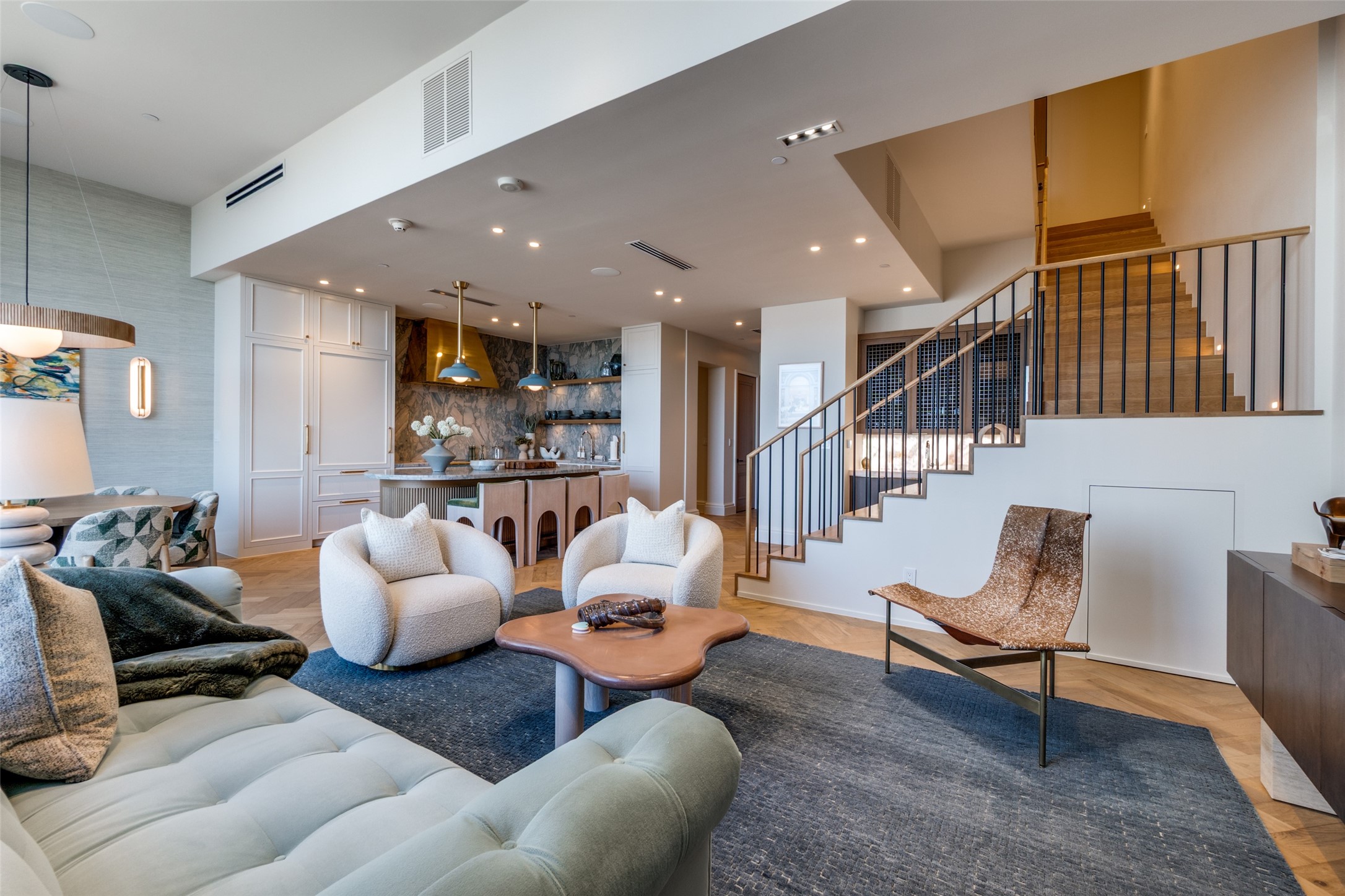 2408 Victory Park Lane 1442