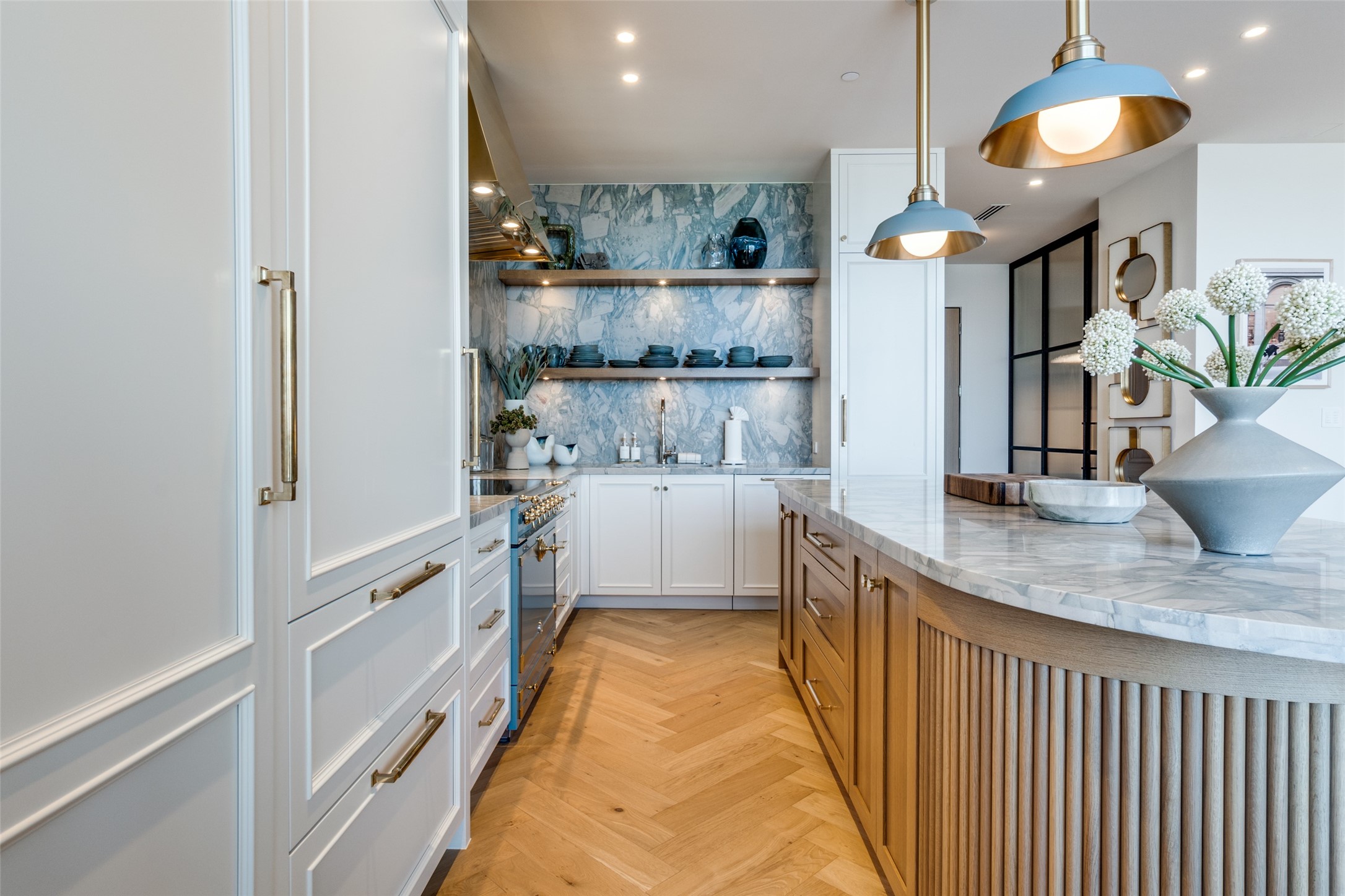 2408 Victory Park Lane 1442