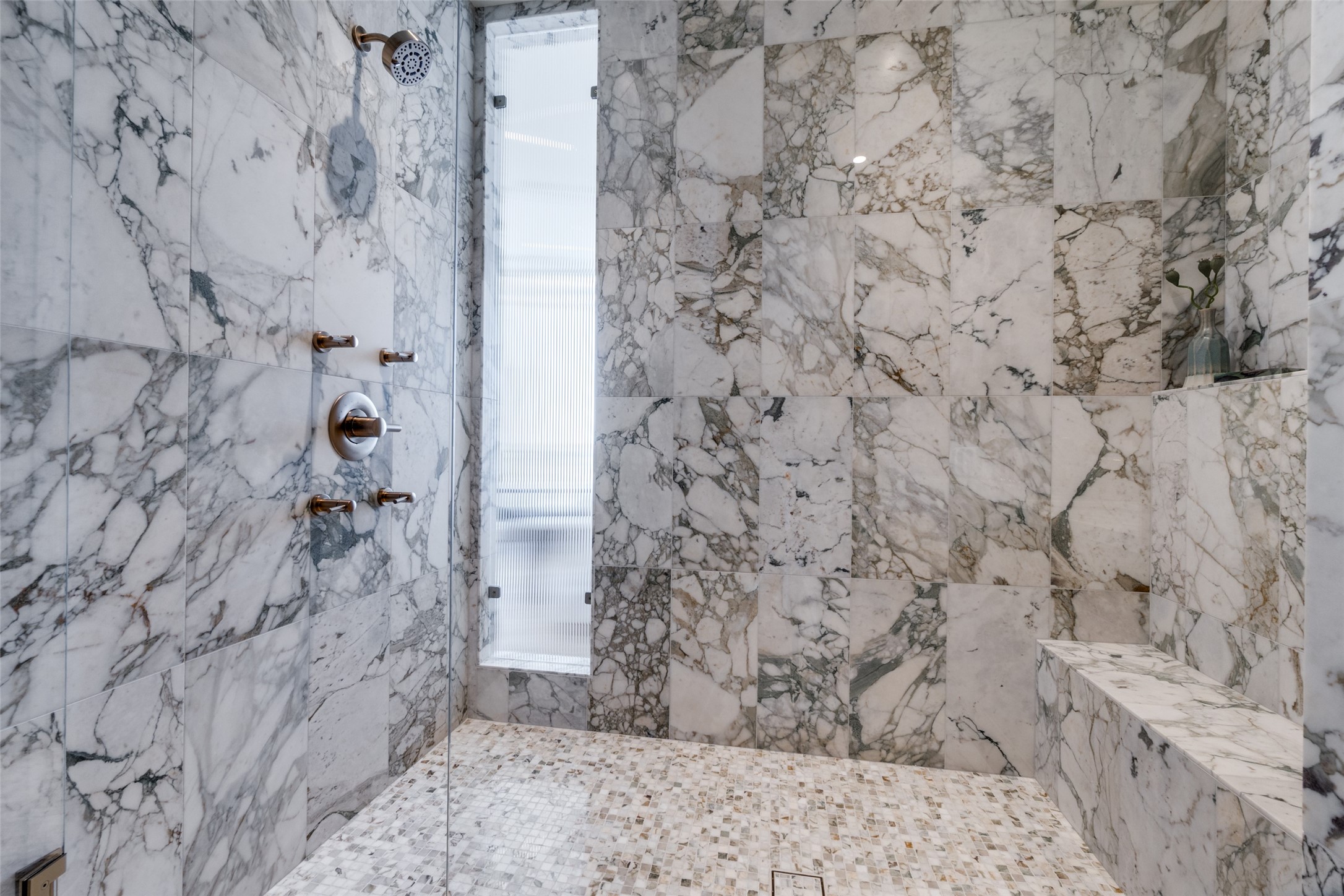 2408 Victory Park Lane 1442