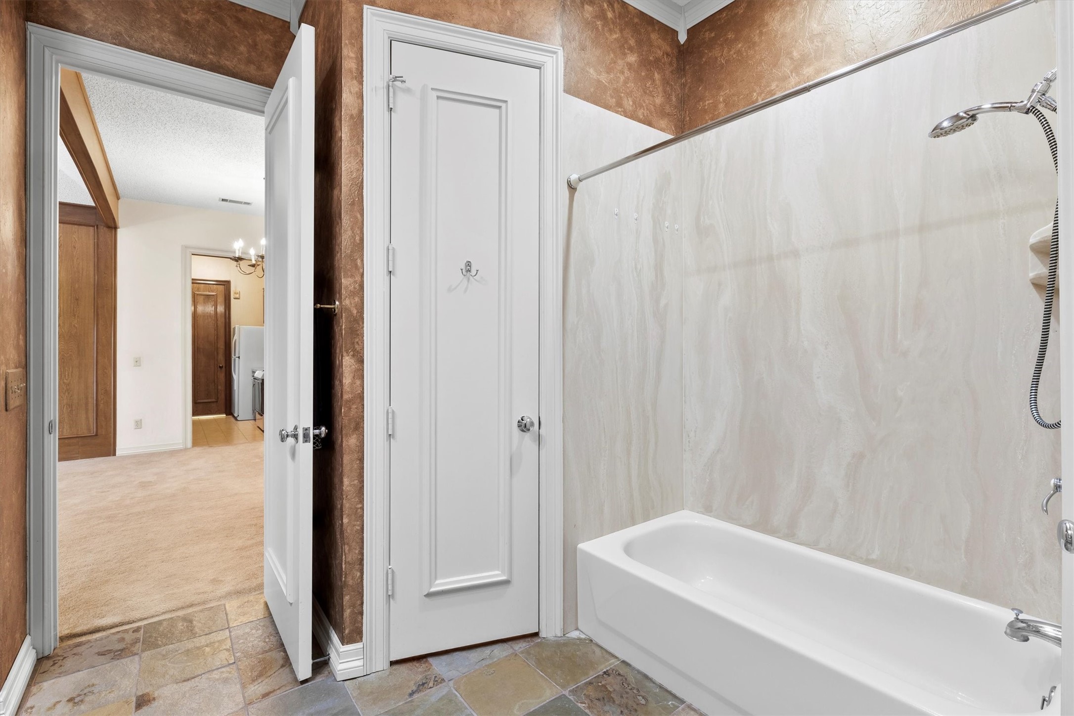 5600 Willow Bend Court